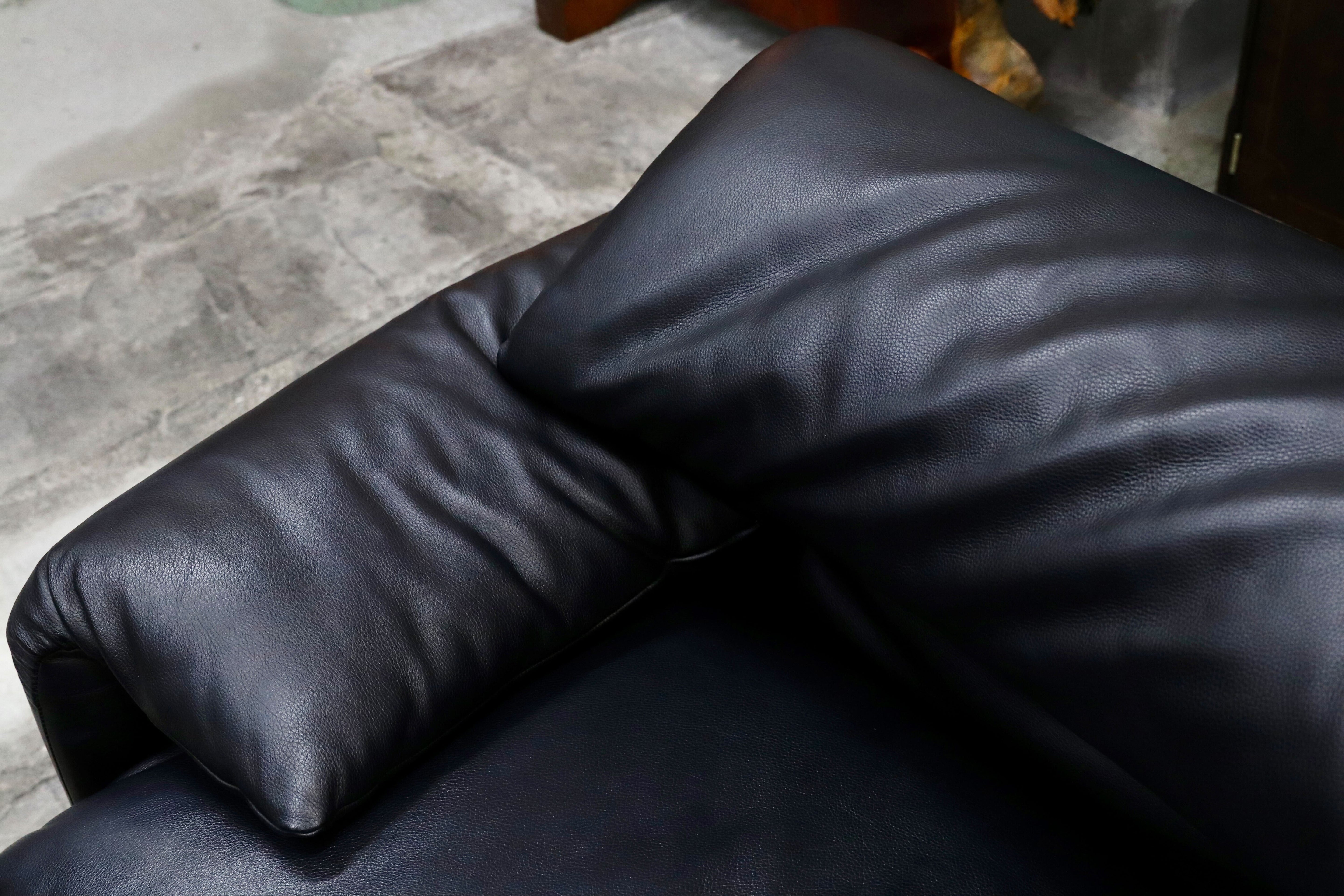 GMIK601○Cassina / カッシーナ MARALUNGA マラルンガ 3人掛けワイド トリプルソファ ヴィコ・マジストレッティ オットマンセット 約344万
