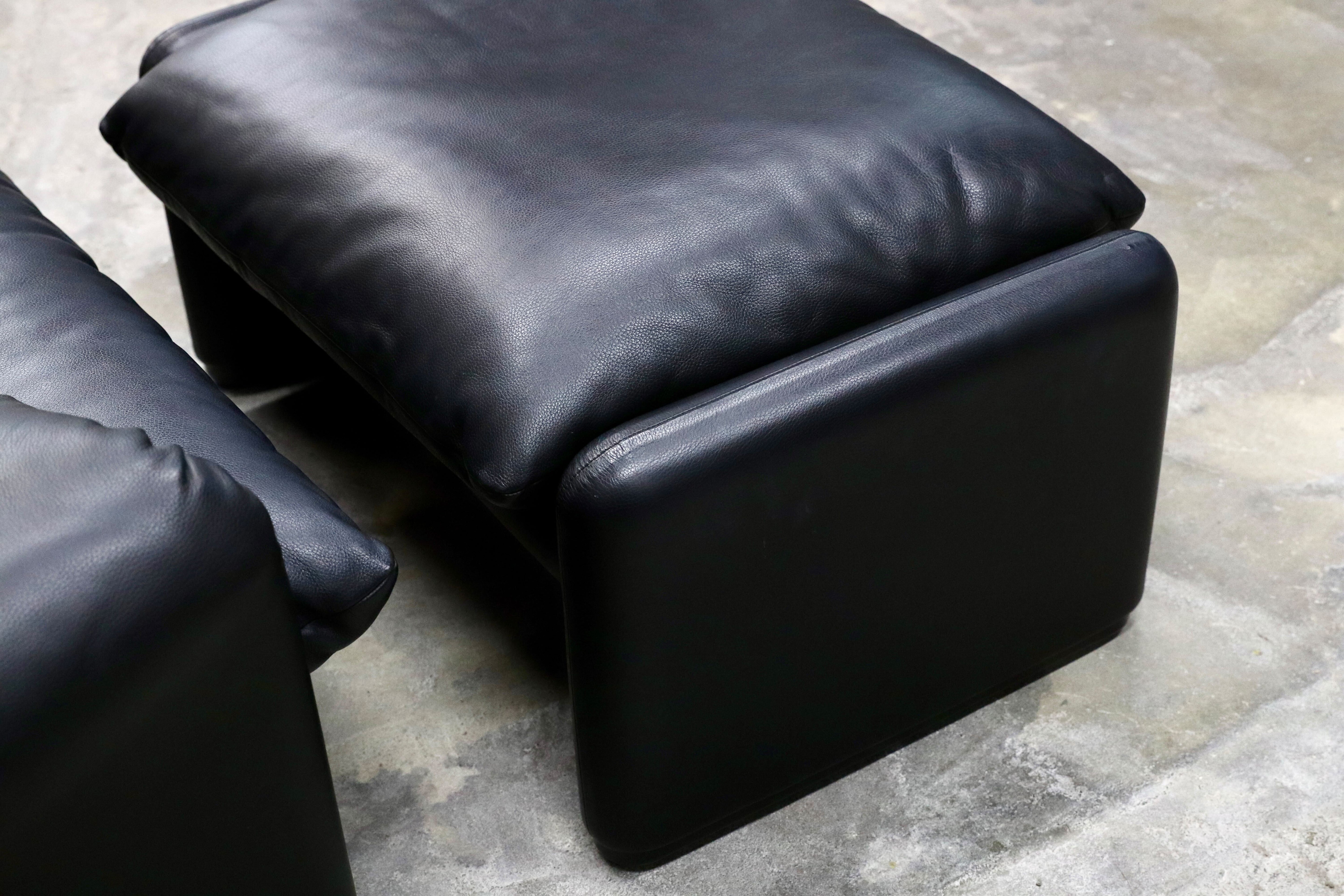 GMIK601○Cassina / カッシーナ MARALUNGA マラルンガ 3人掛けワイド トリプルソファ ヴィコ・マジストレッティ オットマンセット 約344万