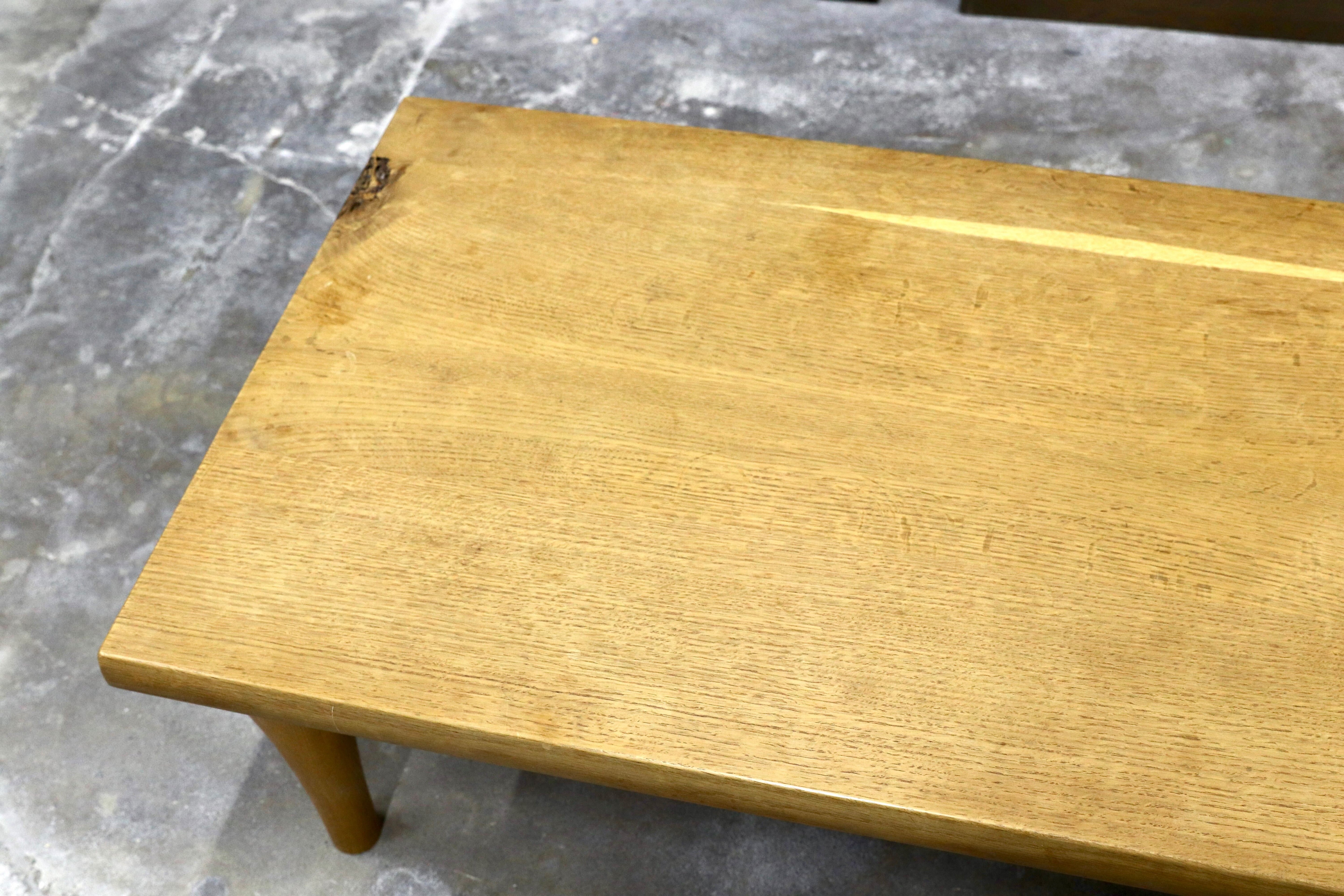 GMIK612○飛騨産業 / HIDA 森のことば センターテーブル リビングテーブル 応接机 オーク無垢材 節入り 佐々木敏光 定価17.7万