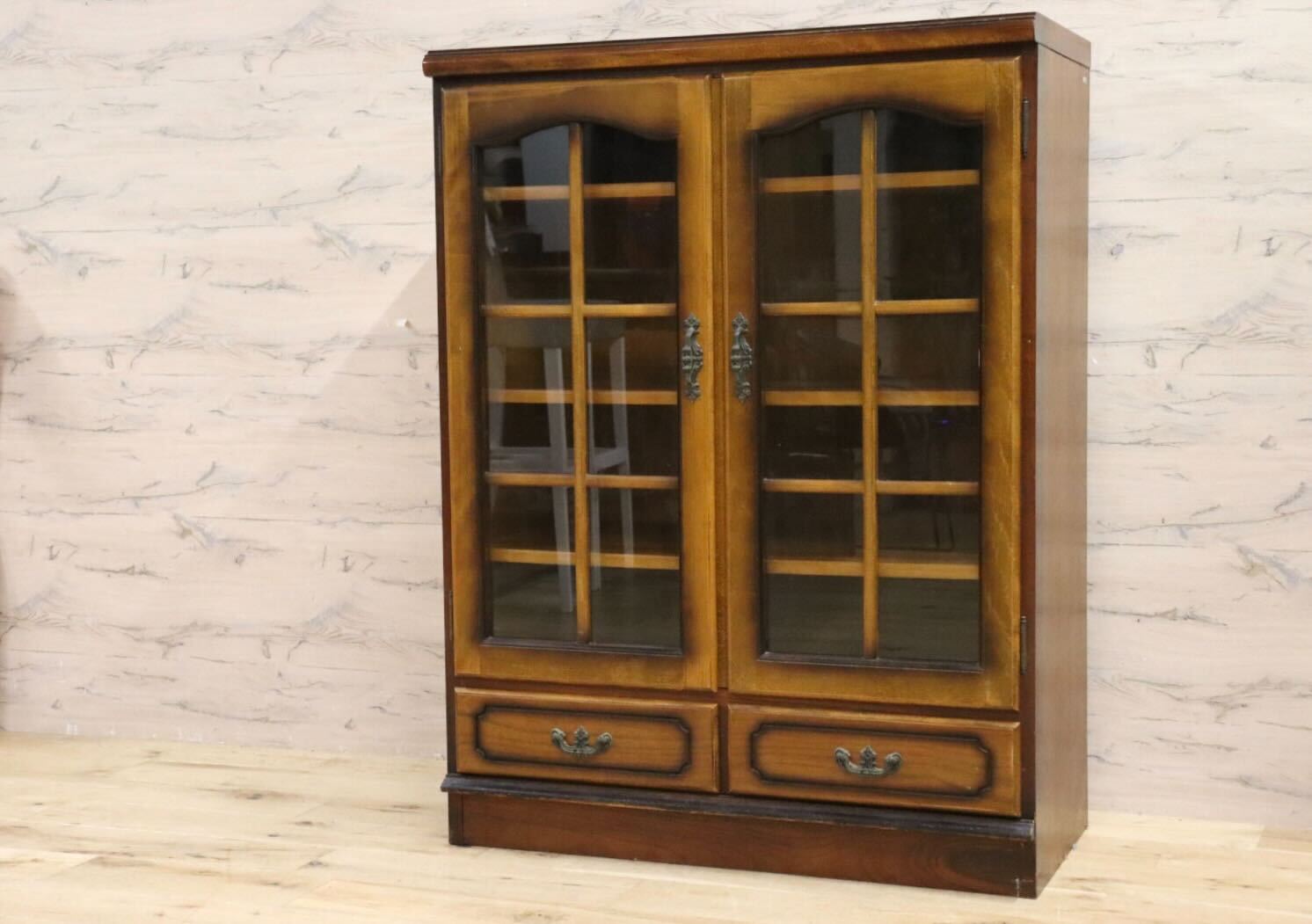 GMIK627○karimoku / カリモク コロニアル 本棚 書棚 ブックシェルフ 飾り棚 収納家具 カントリー オールドカリモク キャビネット 国産家具