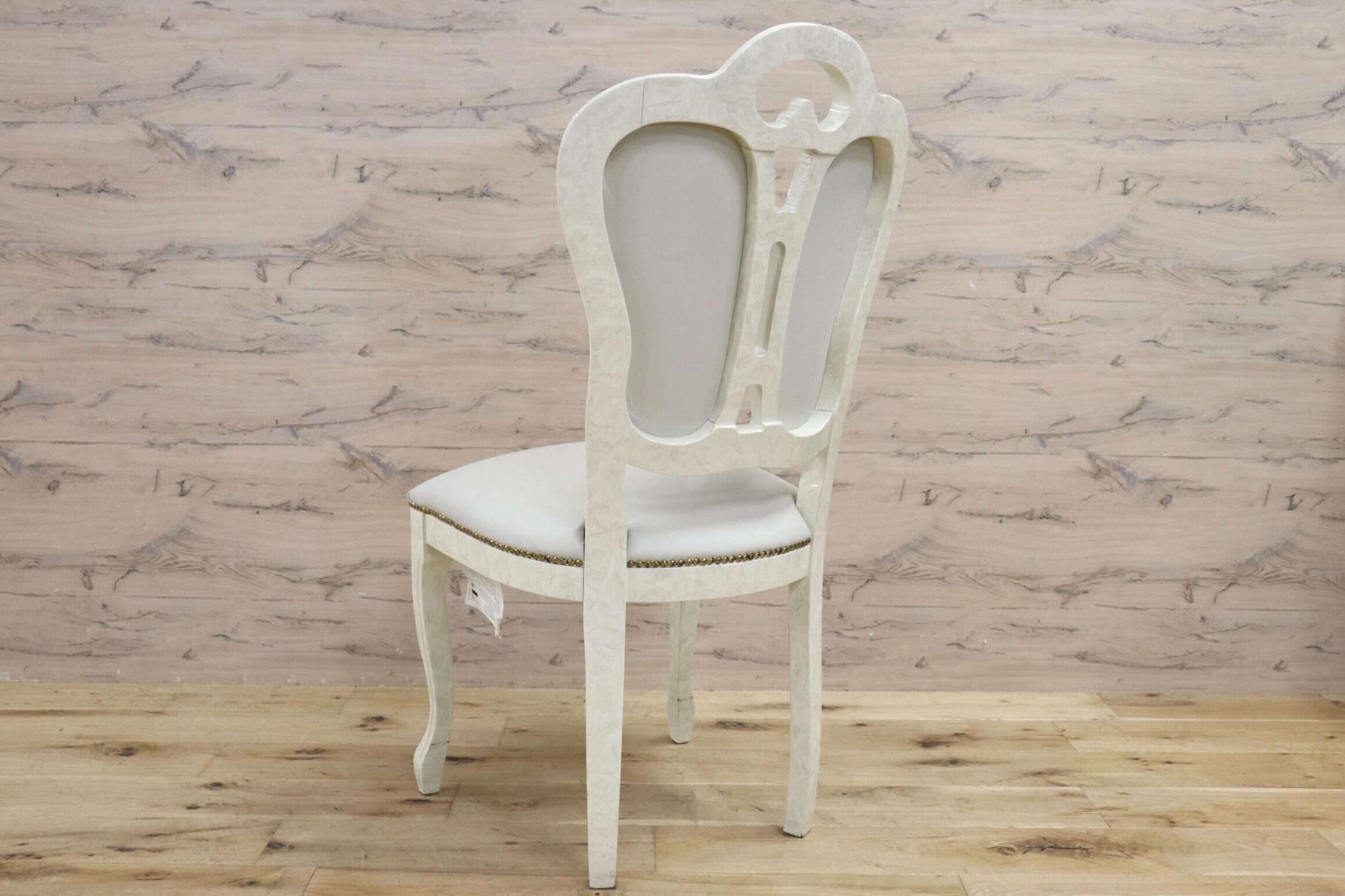 GMHN308D○Eddi Rose / エディローズ イタリア製 ダイニングチェア 食卓椅子 アームレスチェア 鋲打 猫脚 エレガント クラシック 輸入家具