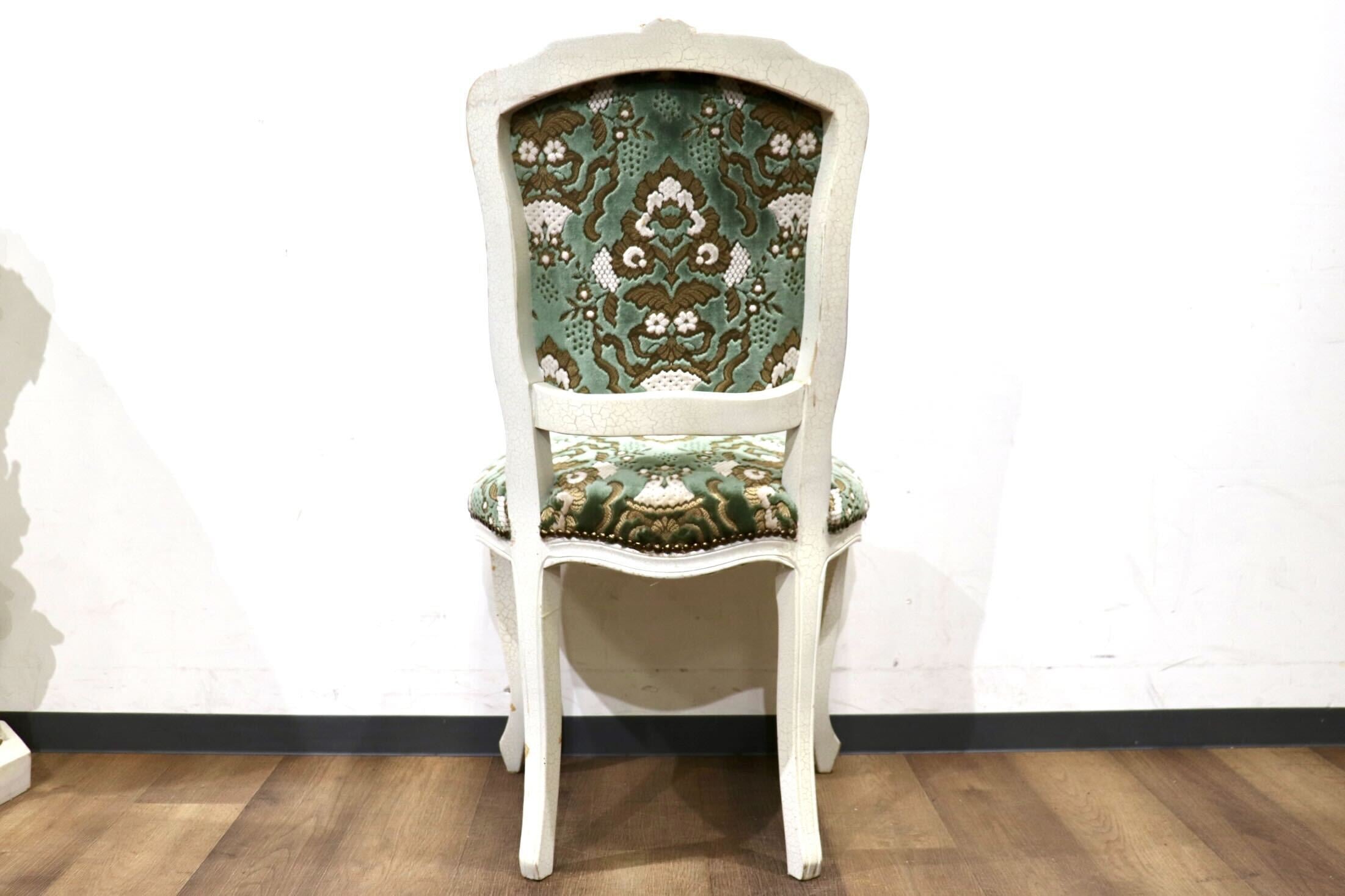 GMHS421B○西洋 アンティーク ダイニングチェア 椅子 猫脚 鋲打 彫刻 ファブリック ロココ調 姫系 シャビーシック エレガント クラシック