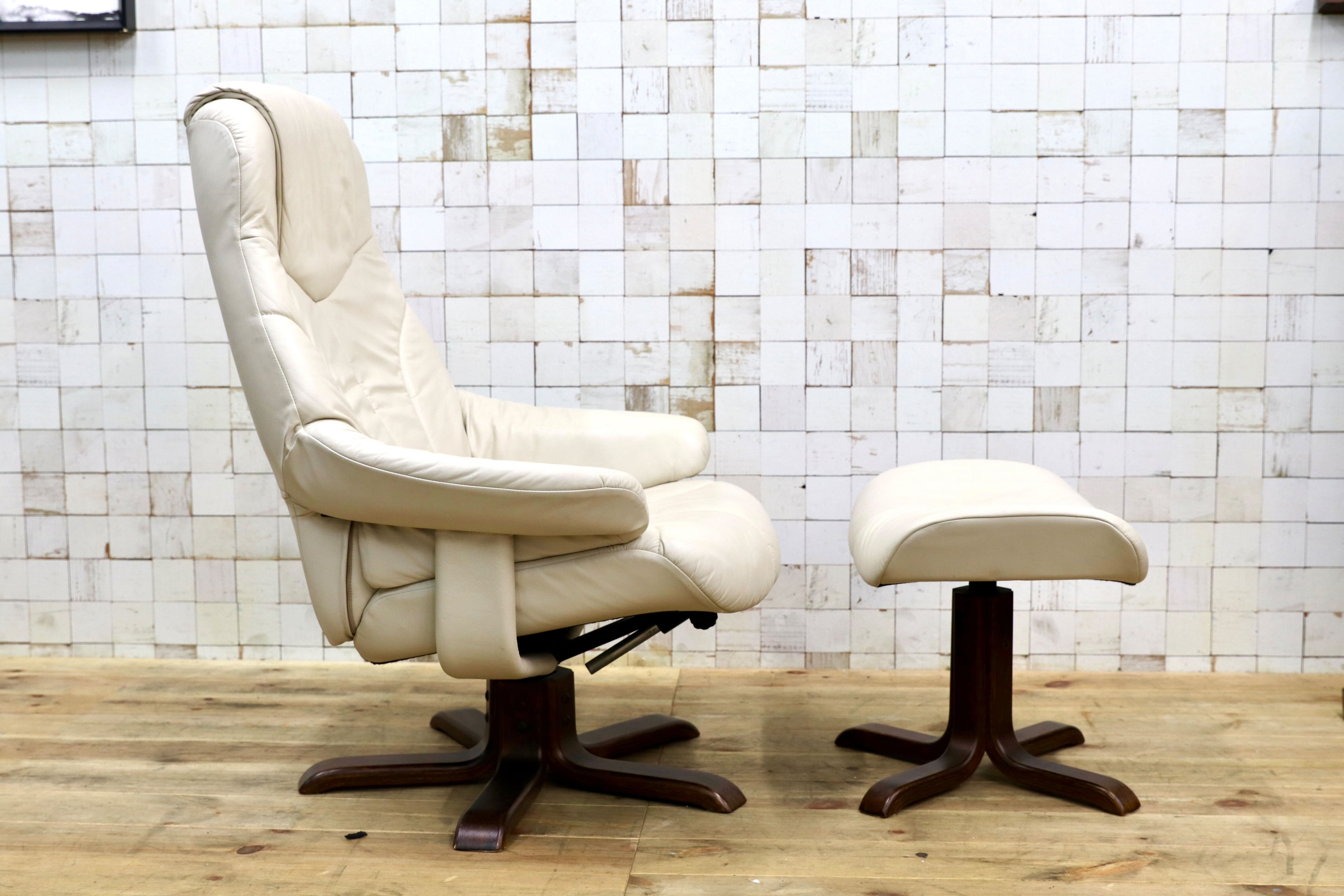 GMIK590○Hjellegjerde / イエリアーダ リクライニングチェア パーソナルチェア 回転椅子 オットマン レザー ノルウェー 北欧家具