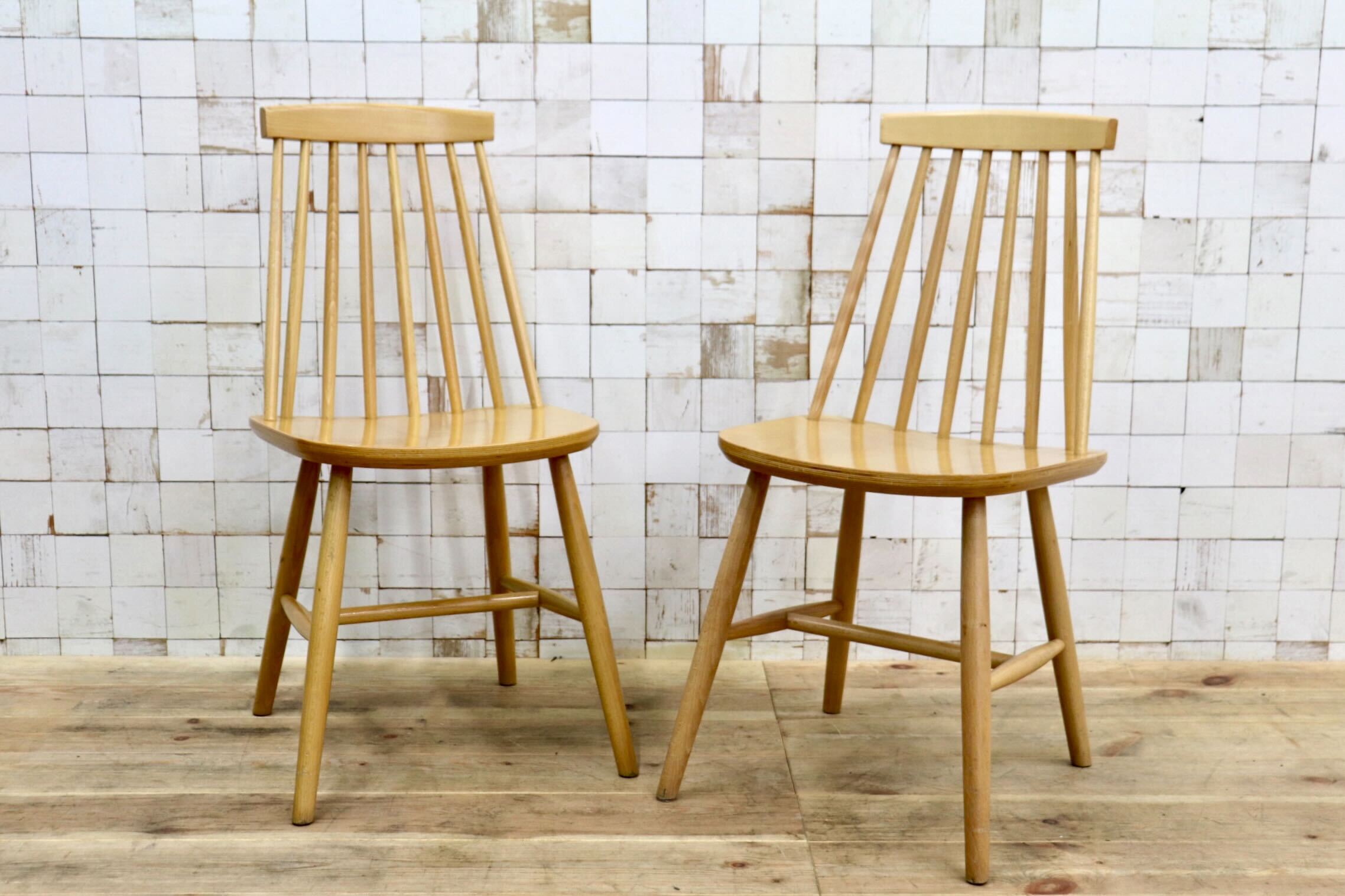 GMIH499D〇北欧スタイル ウィンザーチェア 2脚セットダイニングチェア 木製 ナチュラル スピンドルバック