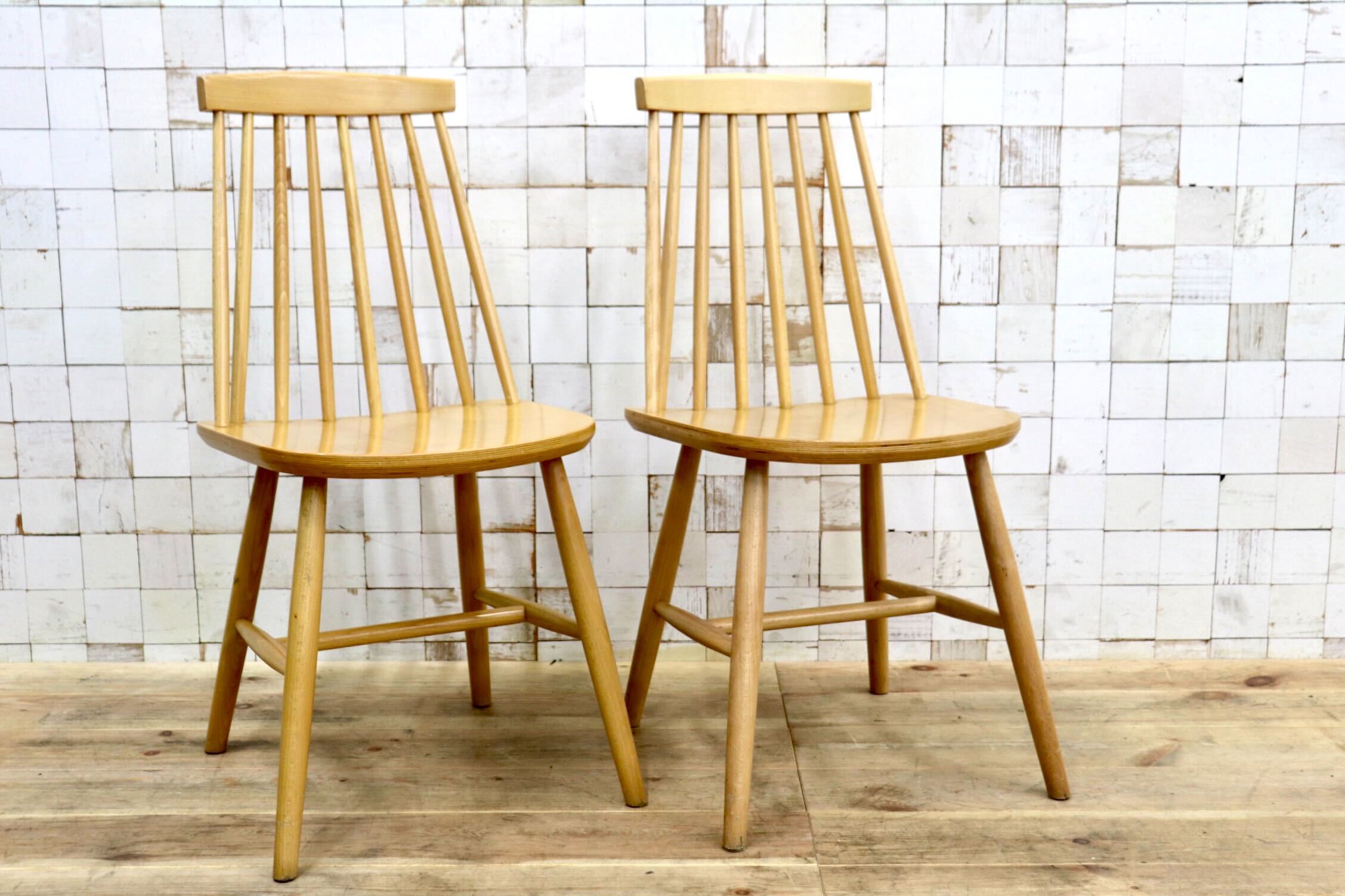 GMIH499D〇北欧スタイル ウィンザーチェア 2脚セットダイニングチェア 木製 ナチュラル スピンドルバック