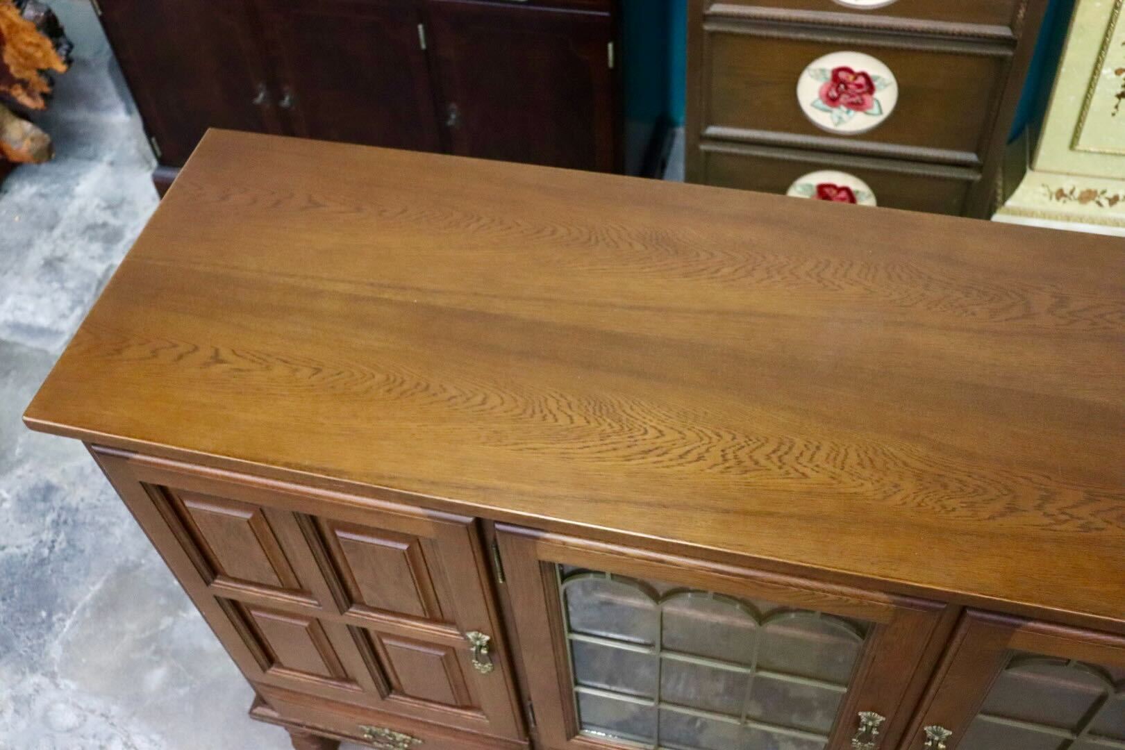 GMIH319○karimoku / カリモク コロニアル サイドボード リビングボード 飾り棚 キャビネット カントリー 国産家具 美品