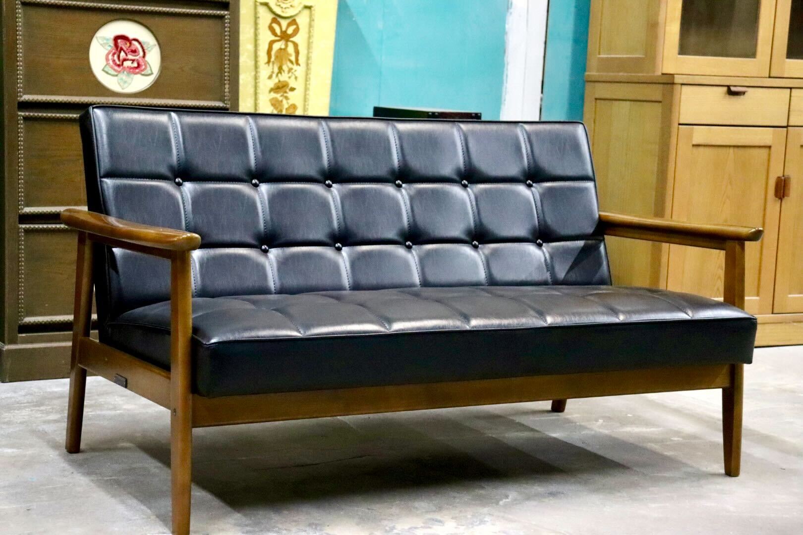 GMIK650A○カリモク60 Kチェア 2人掛けソファ ラブソファ 長椅子 2シーター 合皮 スタンダードブラック 国産家具 展示品