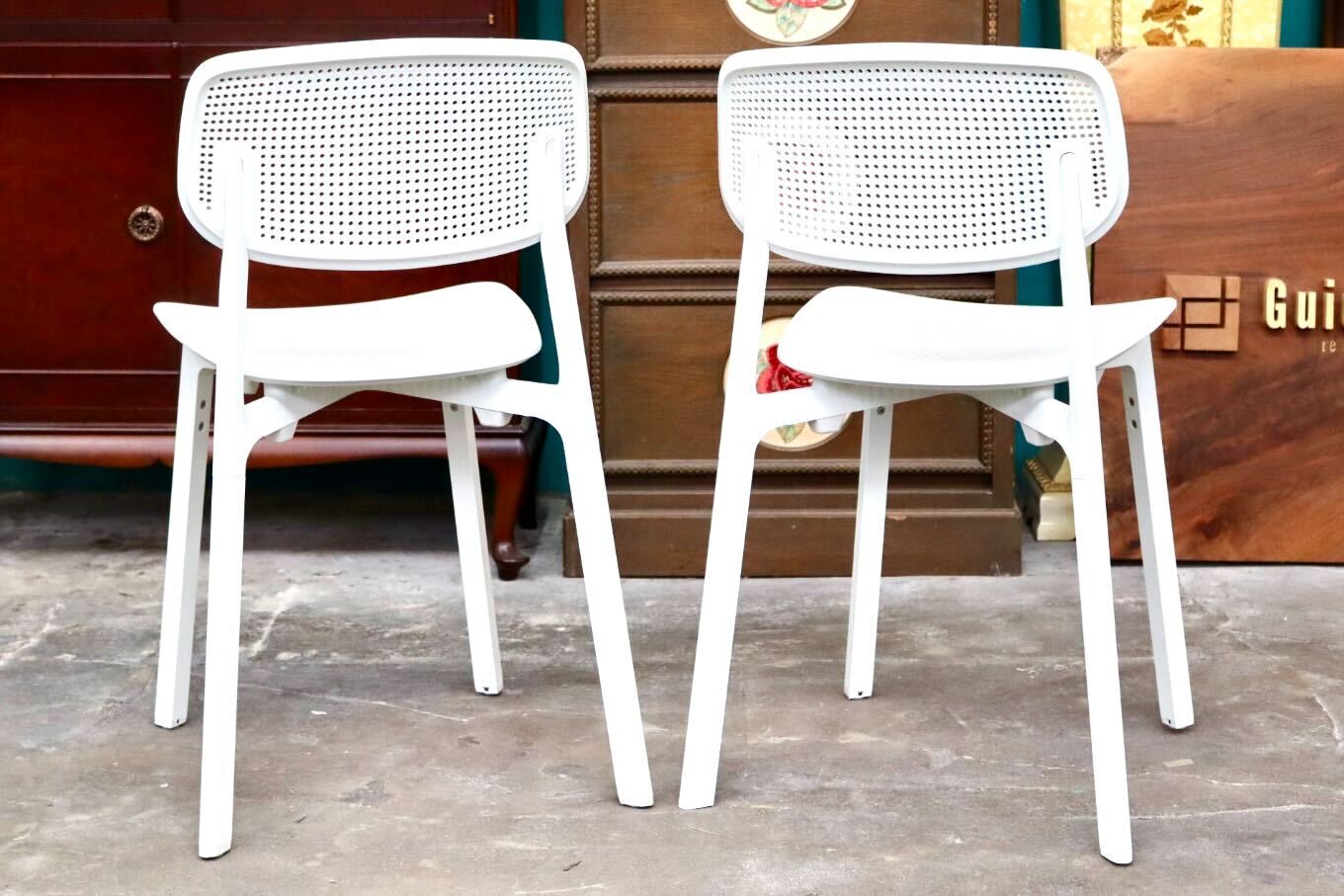 GMIS275G○KRISTALIA / クリスタリア COLANDER ダイニングチェア 椅子 2脚セット スタッキング モダン イタリア 白 展示品 定価約10万