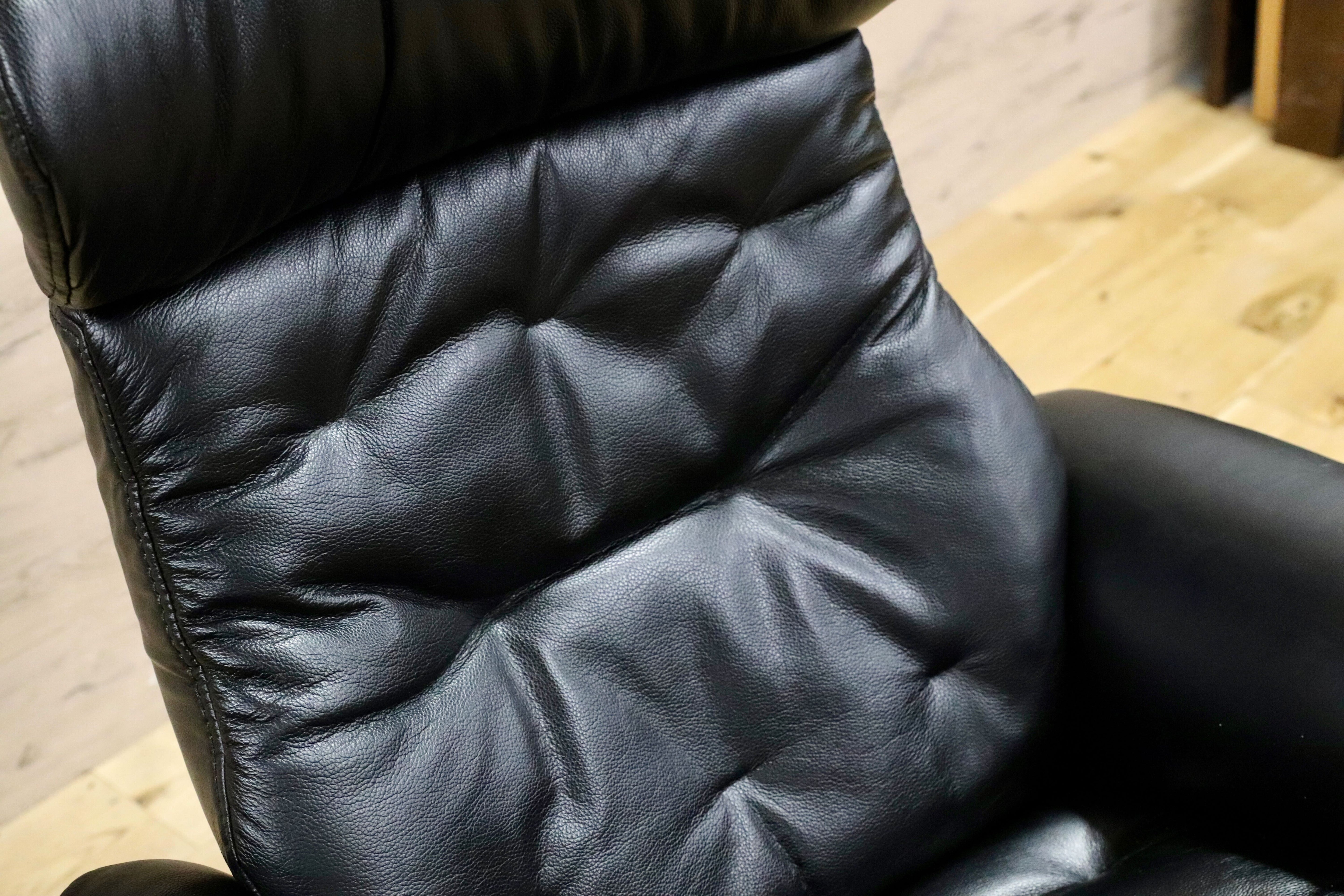 GMIS331○ニトリ / NITORI Nマーシャル 黒 本革 リクライニングチェア パーソナルチェア シングルソファ ラウンジチェア 定価10.9万