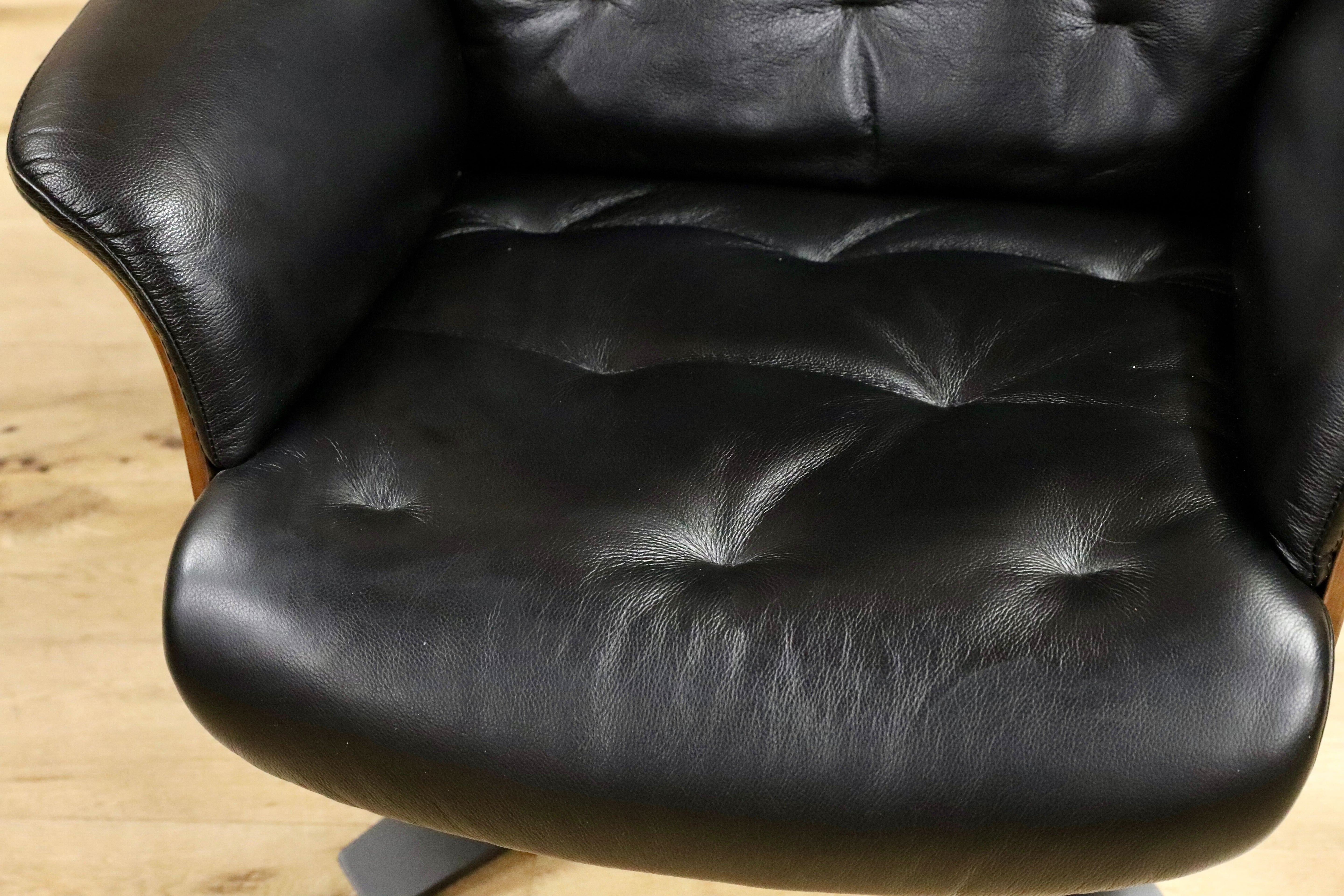 GMIS331○ニトリ / NITORI Nマーシャル 黒 本革 リクライニングチェア パーソナルチェア シングルソファ ラウンジチェア 定価10.9万