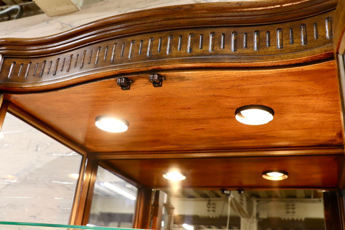 GMHN324○DREXEL HERITAGE /ドレクセルヘリテイジ Grand Villa グランドヴィラ ガラスキャビネット 飾り棚 最高級 約280万