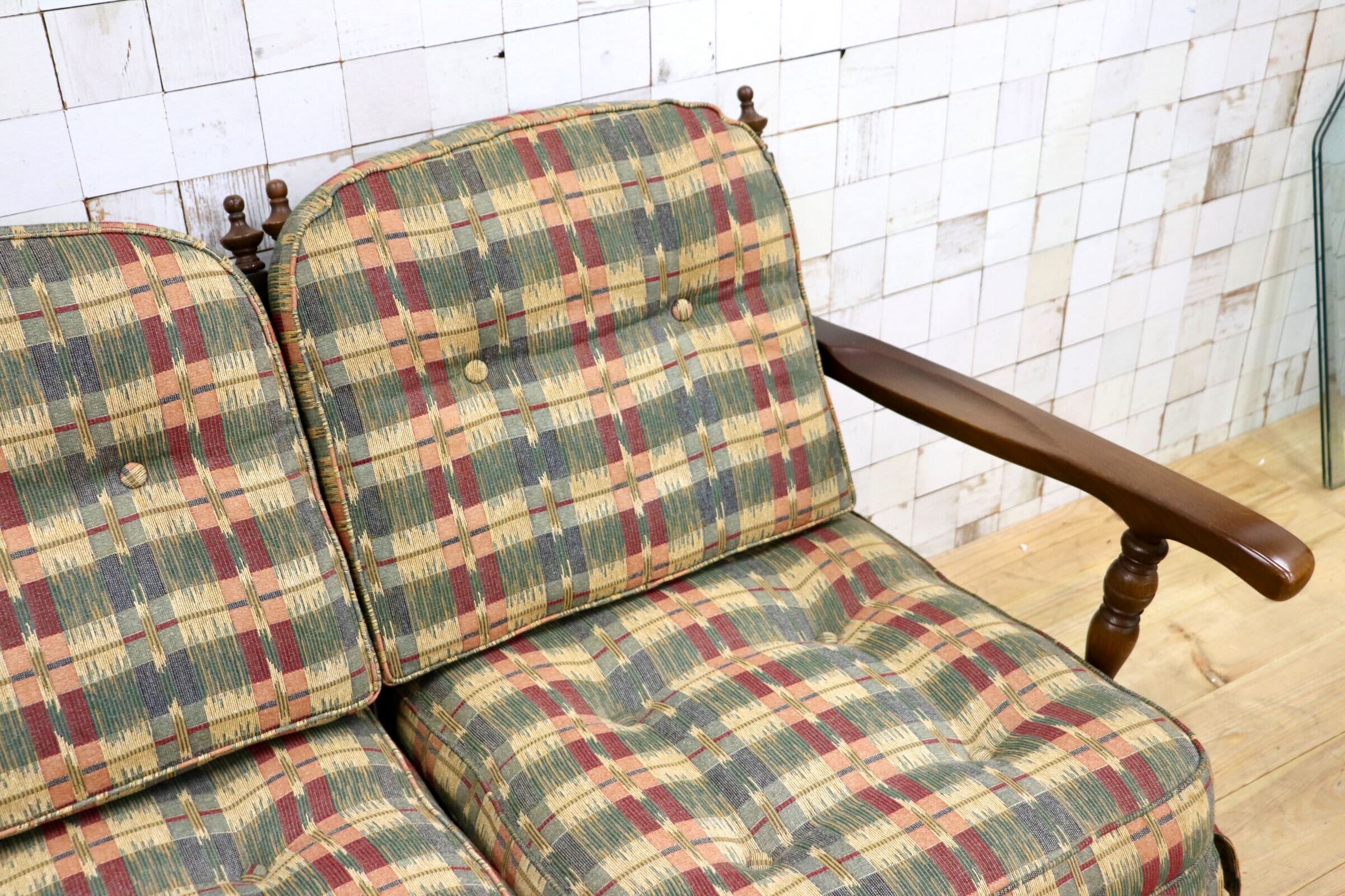 GMIS551C○飛騨産業 / HIDA キツツキ 穂高 トリプルソファ ３人掛けソファ ファブリック クラシック 木製フレーム ヴィンテージ レトロ