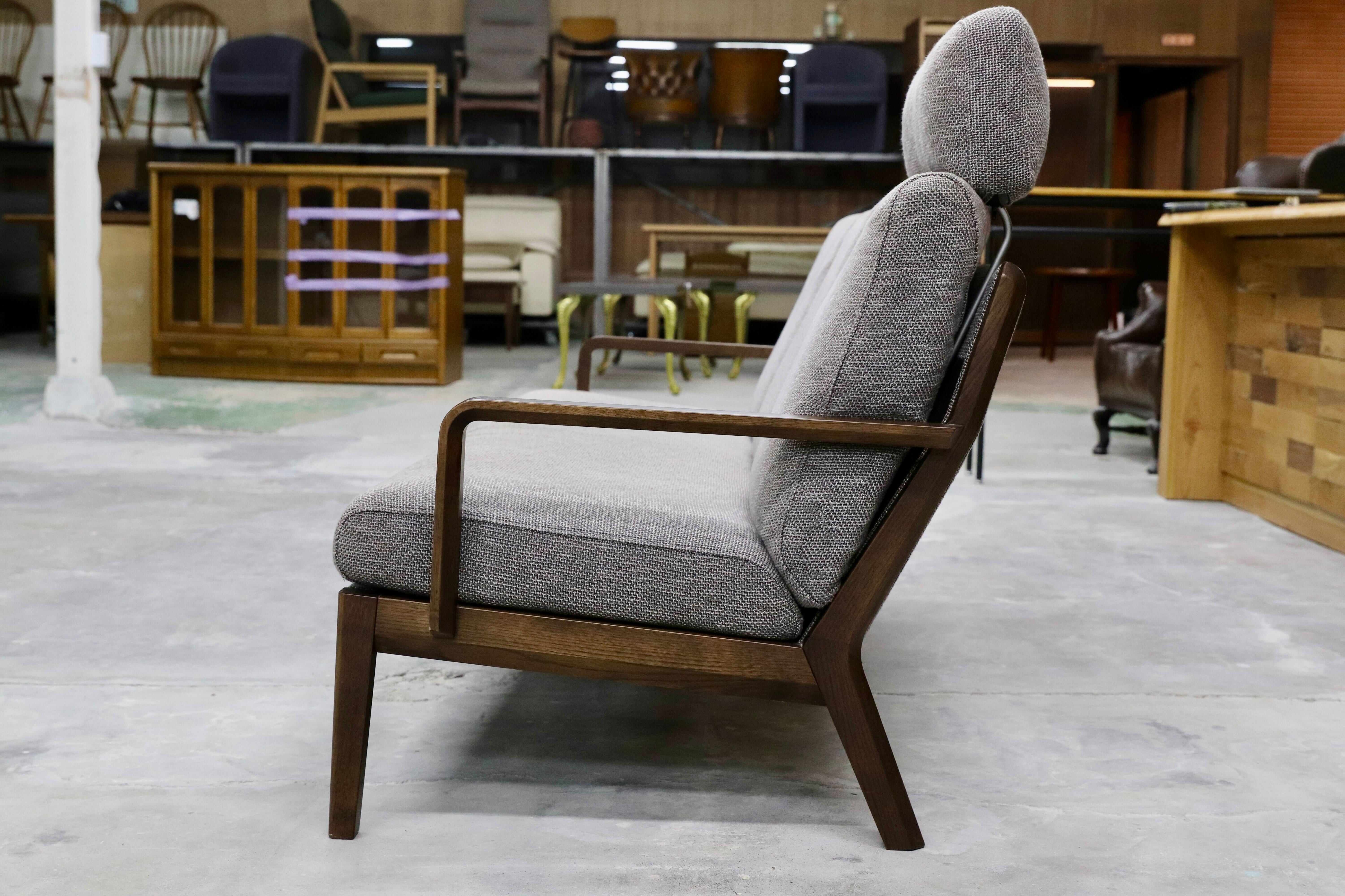 展示品　カリモク　オーク材　3人掛けソファ　トリプルソファ　北欧モダン 展示品 カリモク オーク材 3人掛けソファ トリプルソファ 北欧モダン