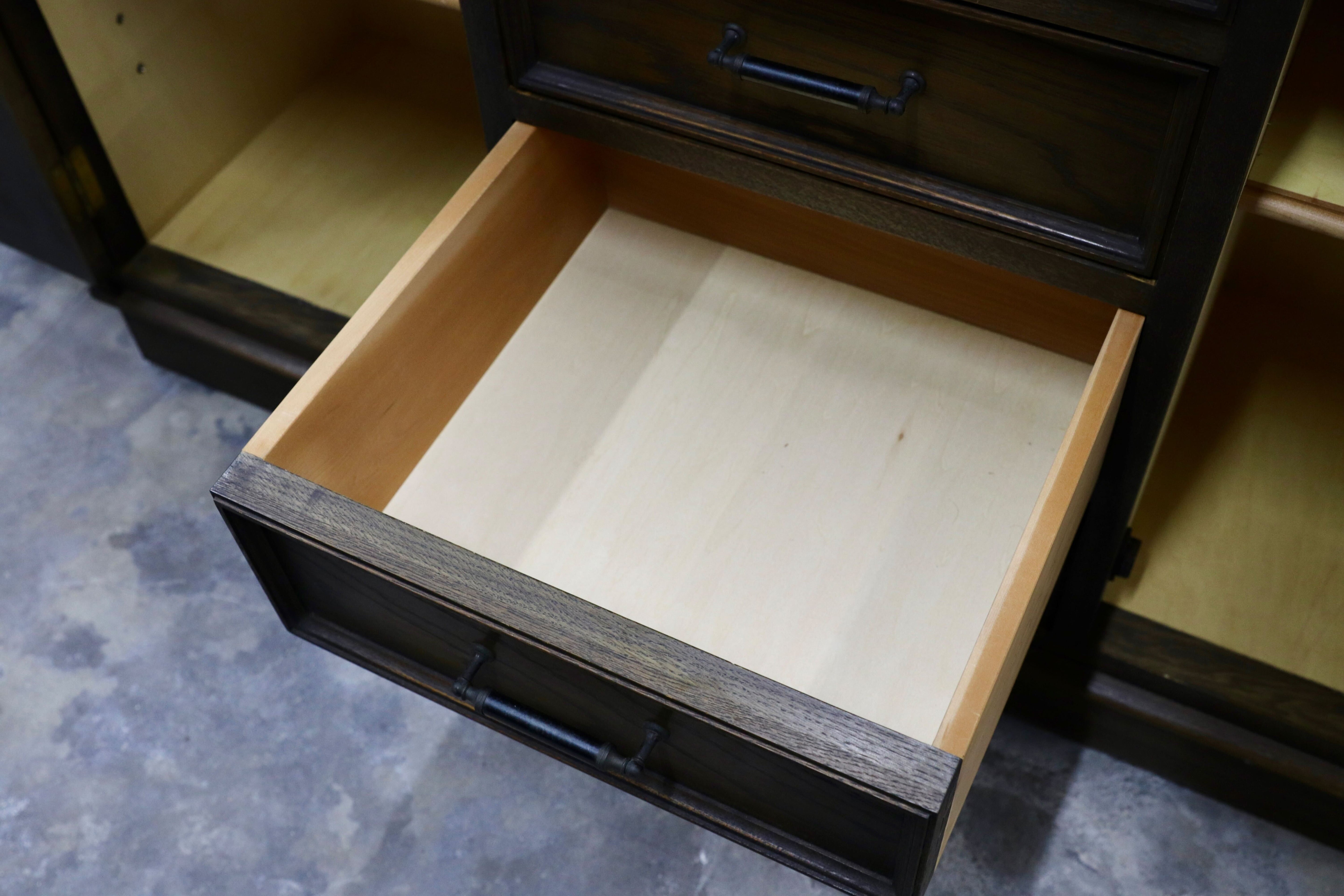 GMIK626○神戸洋家具 永田良介商店 サイドボード リビングボード 楢材 英国カントリー クラシック ヴィンテージ アンティーク