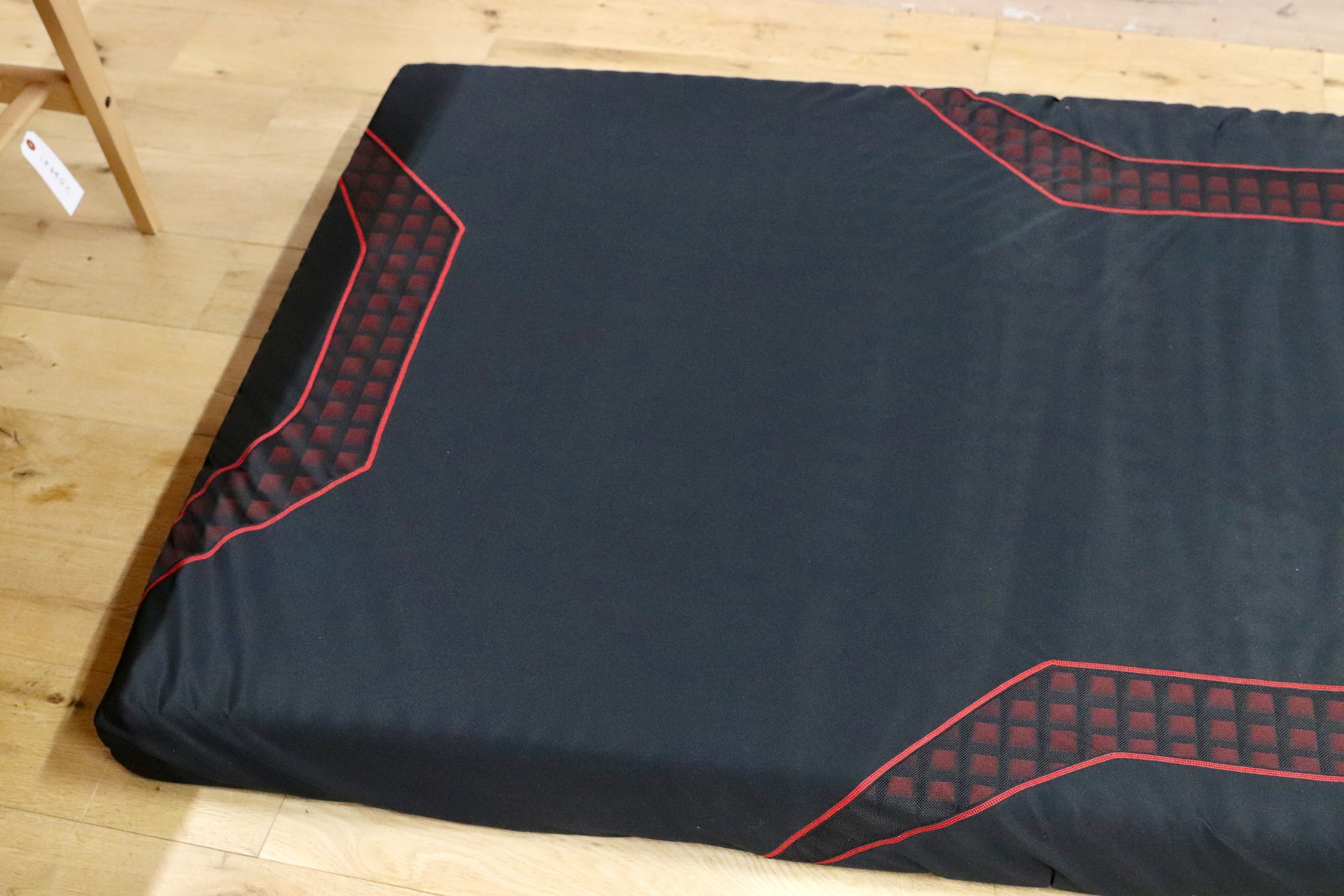 GMIK631○西川Air Si マットレス 睡眠時の体幹をサポート 高度な特殊立体クロススリット構造 レギュラー