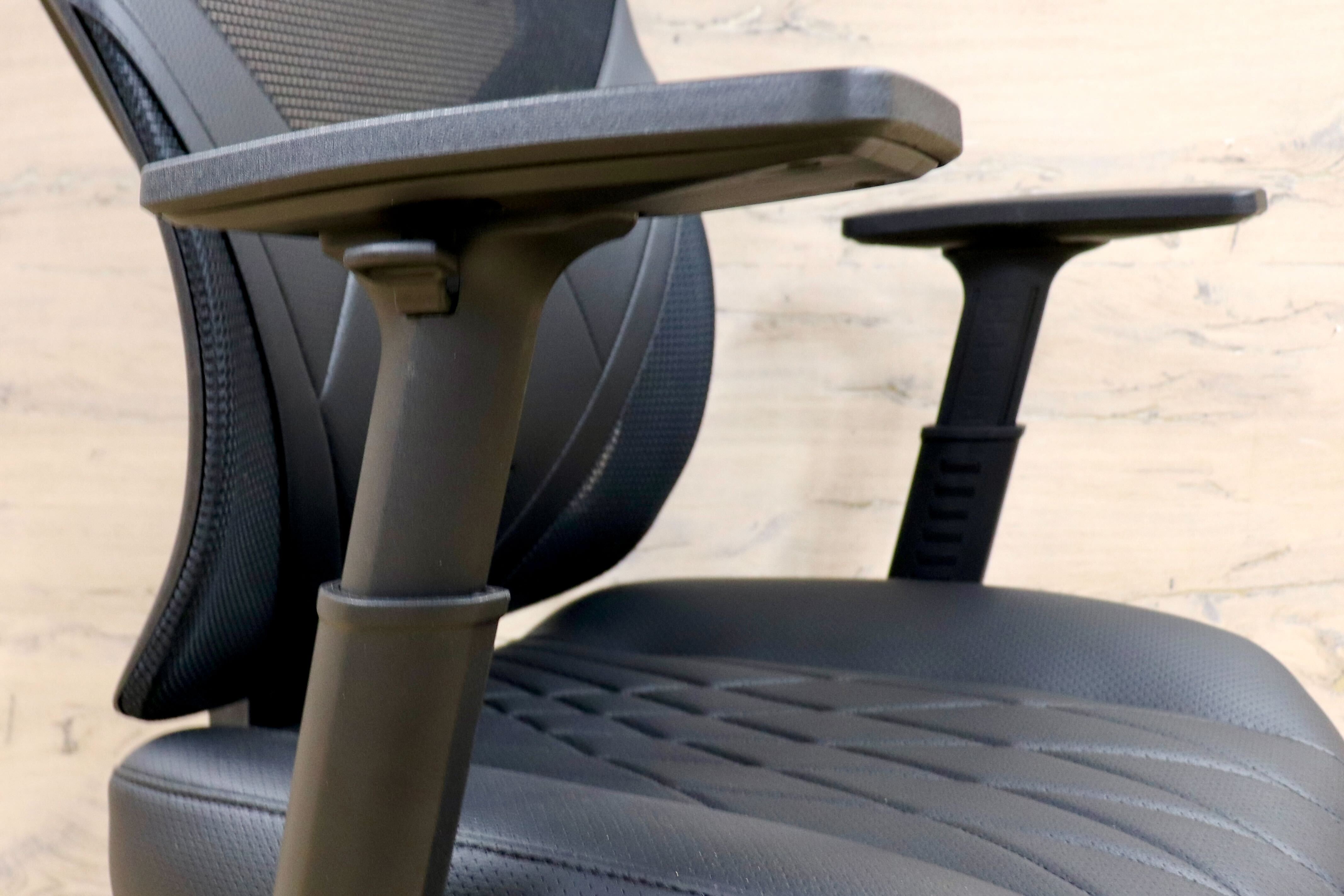 GMHK634○ONEX ハイブリッド ゲーミングチェア デスクチェア ワークチェア 作業椅子 オフィスチェア 回転椅子 可動肘 展示未使用