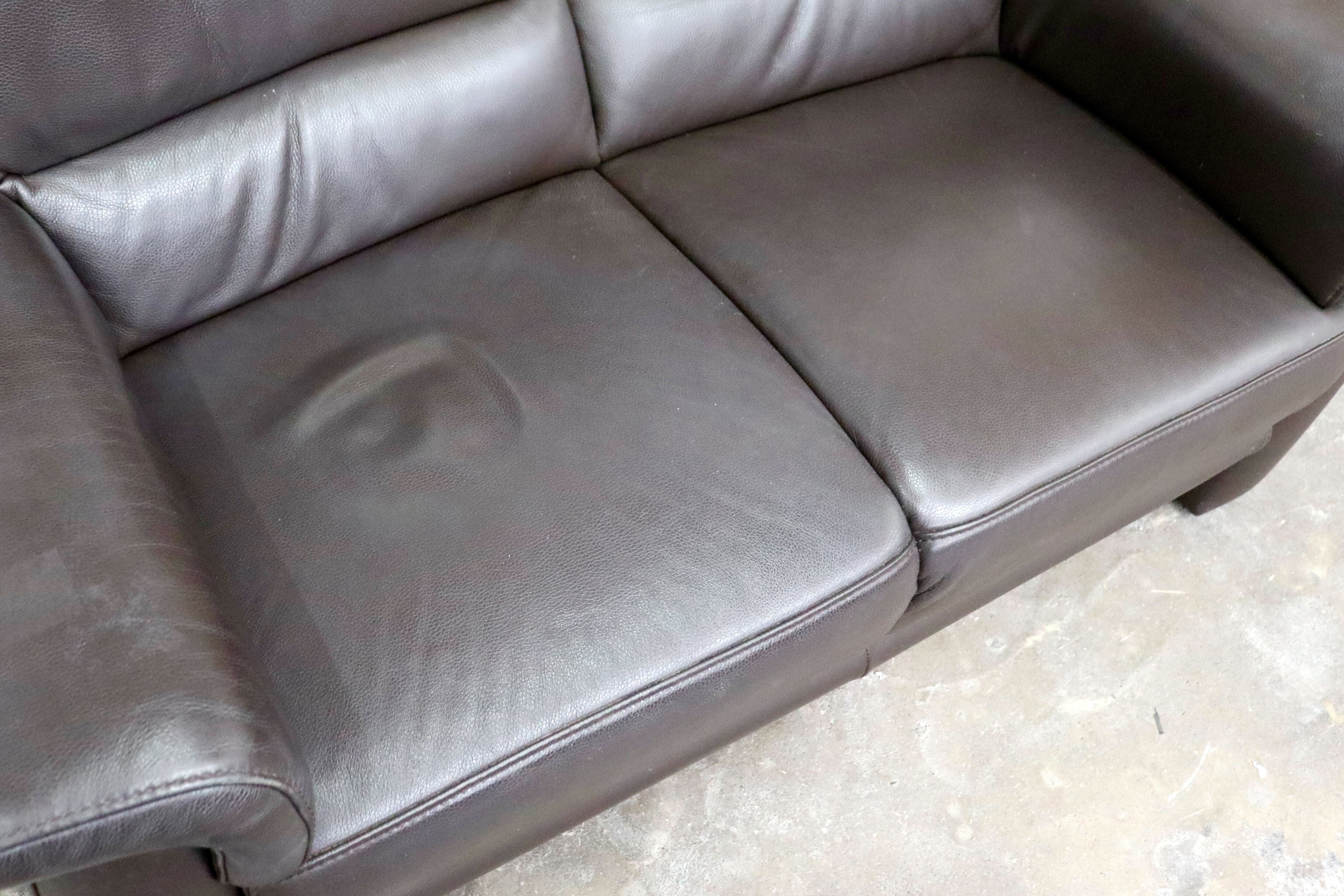 GMIK901○himolla / ヒモラ ベルク 2人掛けソファ ラブソファ 長椅子 本革 レザー IDC大塚家具 ダークブラウン ドイツ モダン