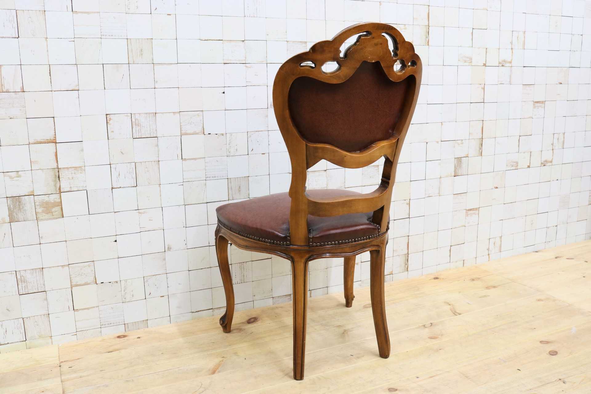 GMHH470B◯イタリア製 ロココ調 ダイニングチェア 食卓椅子 レザー 鋲打ち 彫刻 アンティーク エレガント ヨーロピアン クラシック 猫脚
