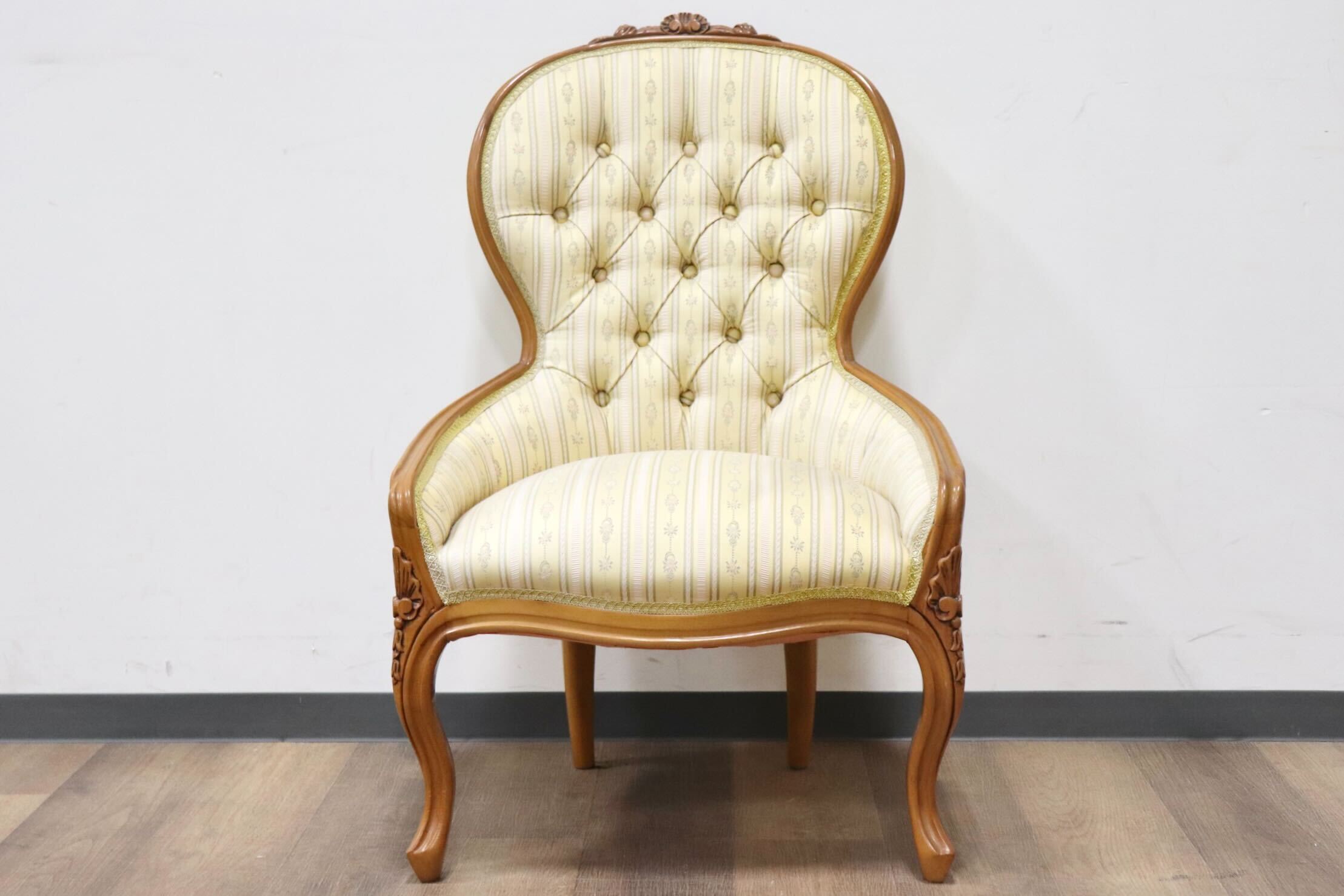 GMHH29A○イタリア ダイニングチェア 子供椅子 撮影用チェア ドールチェア ミニチェア ロココ調 猫脚 彫刻 ヨーロピアン クラシック 展示品