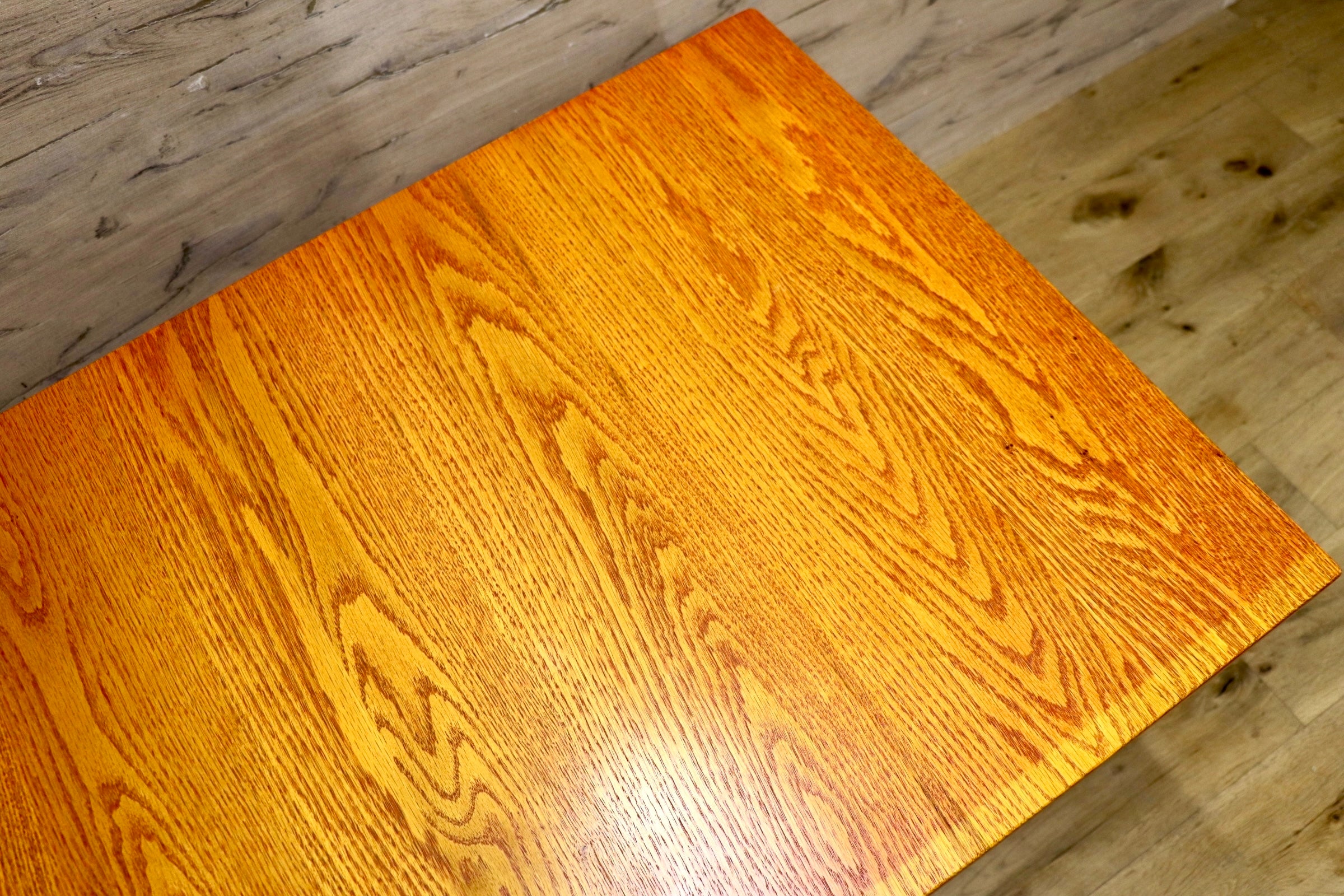 GMFH237F○飛騨産業 / HIDA キツツキ 9981 ダイニングテーブル カフェテーブル 楢材 無垢 インダストリアル 店舗什器 カフェ 飛騨家具