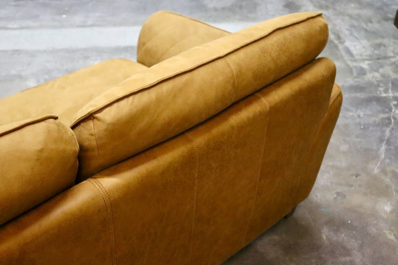 GMIH357○RELAX FORM / リラックスフォーム コロンバス 2人掛けソファ ラブソファ レザーテックス キャメル 関家具 定価約13万 展示品