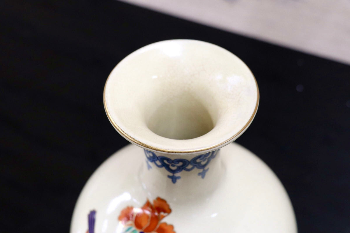 GMJH332AW◯有田焼 哲山窯 花瓶 花器 花入 花生 壺 華道具 インテリア 色絵 花鳥図 陶器 共箱 和モダン 伝統工芸