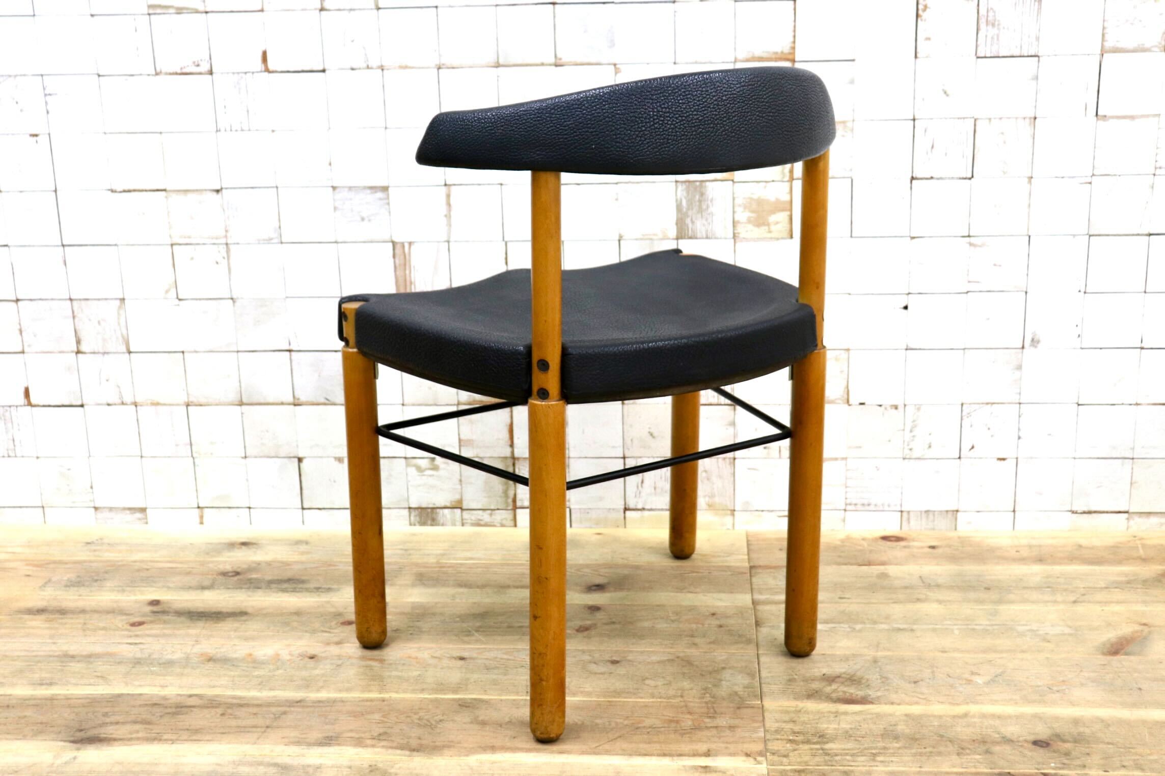 GMIN7A〇Cassina / カッシーナ レオナルドチェア ダイニングチェア Strassle collection社 スイス 椅子 ブラック 北欧スタイル