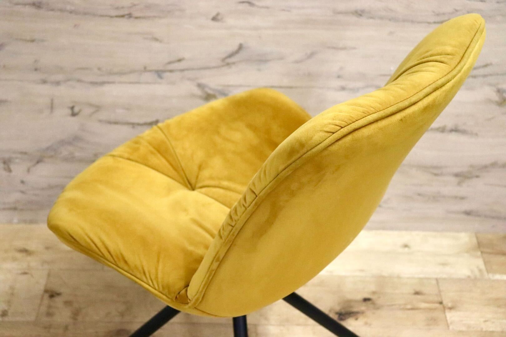 GMIK759A○KARE / カレ Mila ミラ ダイニングチェア 食卓椅子 ファブリック イエロー ベルベット調 モダン 定価約4.3万 廃番 希少 美品