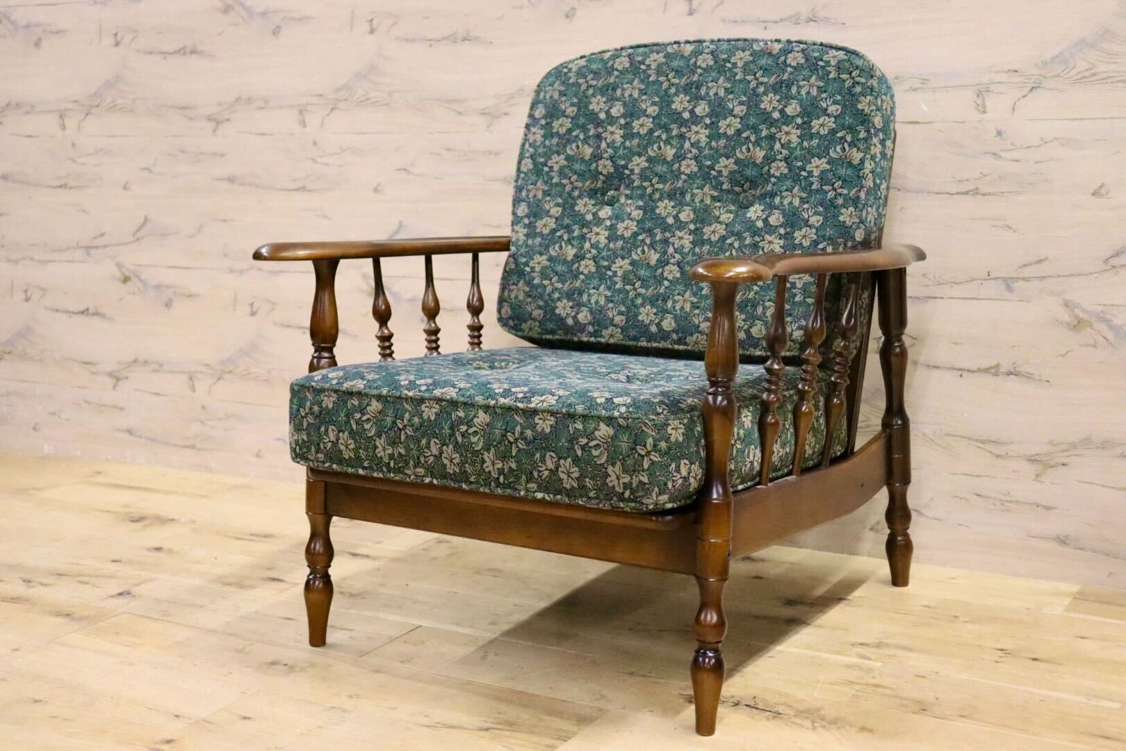 GMIK770A○karimoku / カリモク コロニアル 1人掛けソファ シングルソファ アームチェア ファブリック カントリー 花柄 椅子 国産家具
