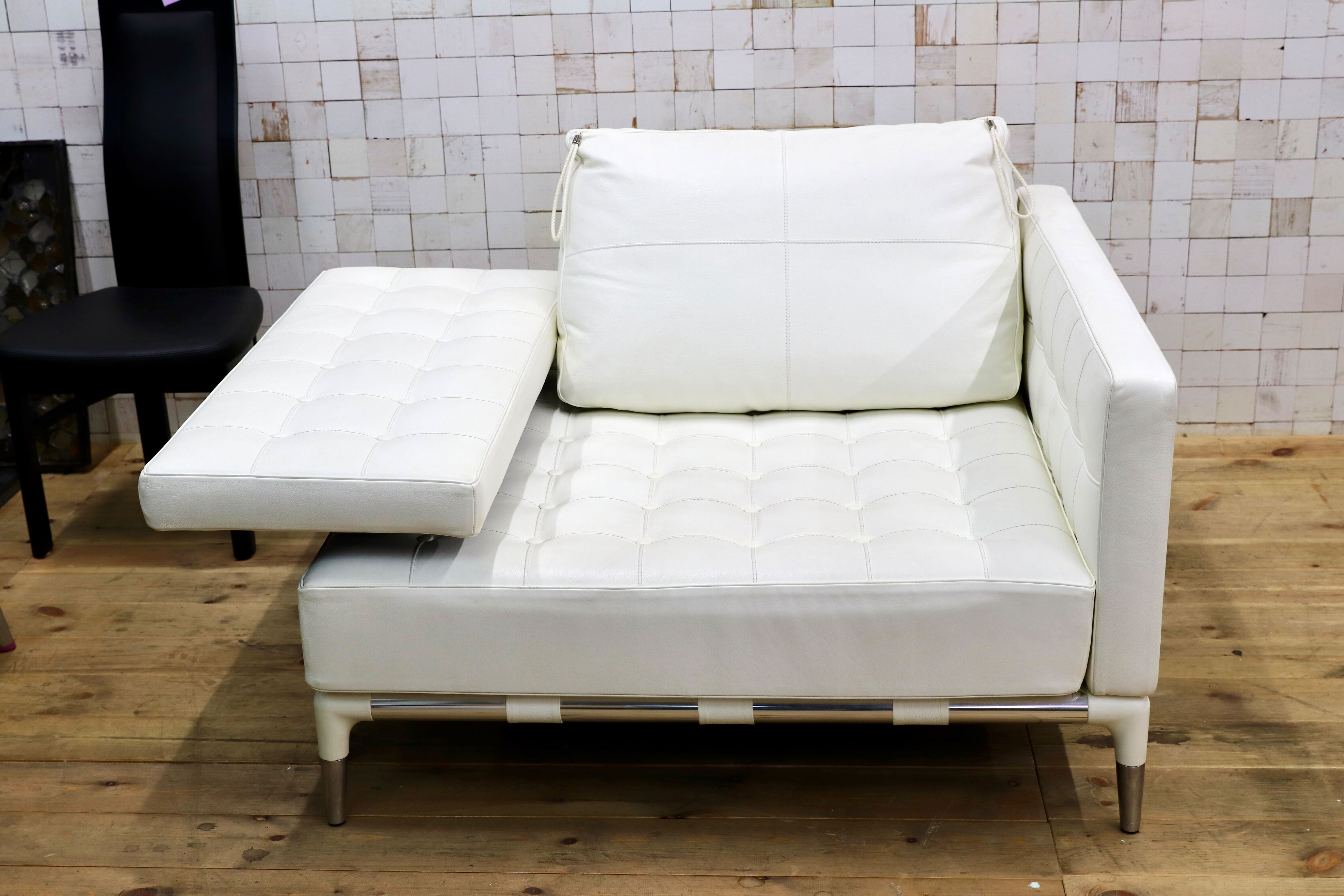 GMIK670○Cassina / カッシーナ PRIVE プリヴェ 1人掛けソファ 右肘アームソファ フィリップ・スタルク イタリアモダン 白本革 定価244万