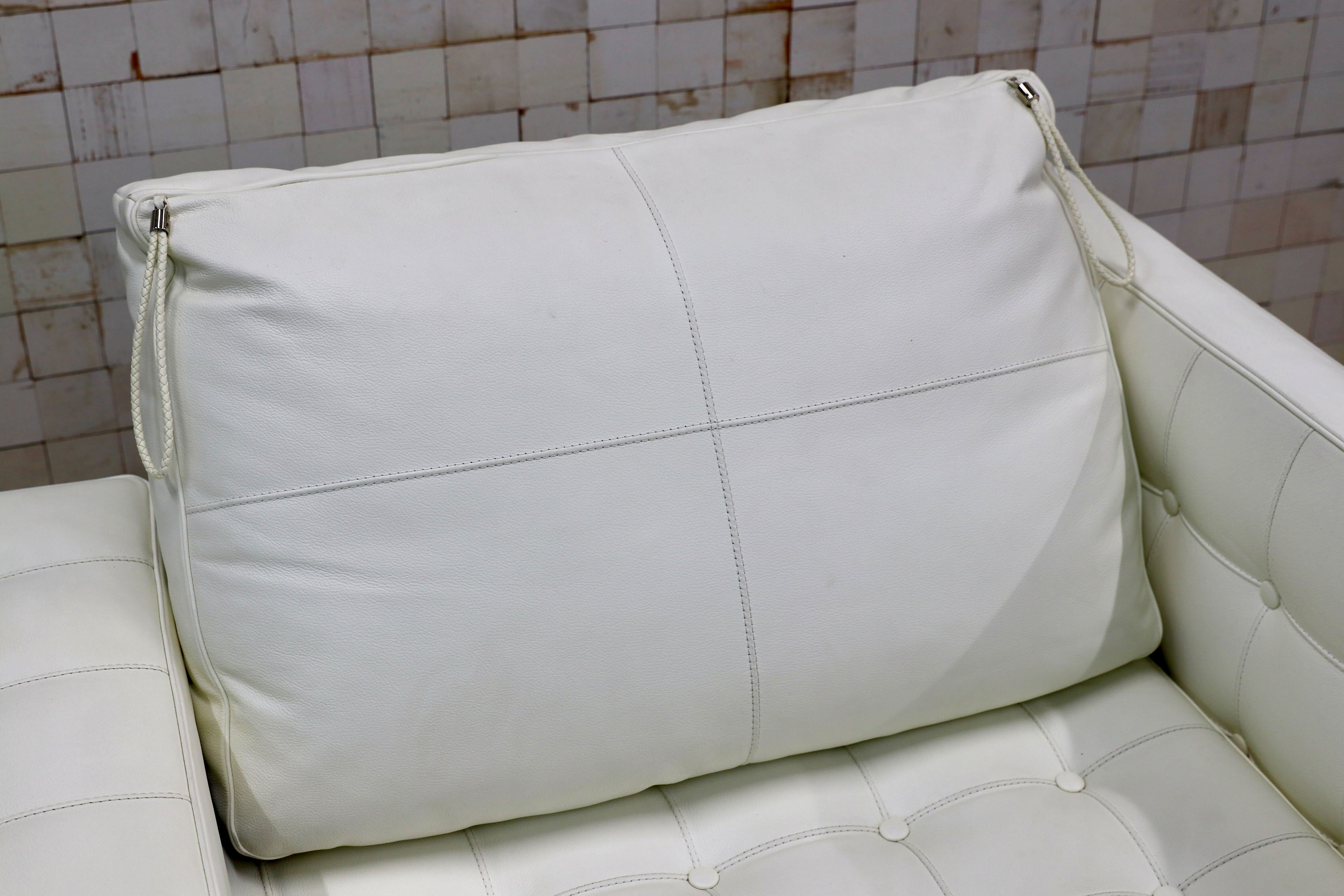 GMIK670○Cassina / カッシーナ PRIVE プリヴェ 1人掛けソファ 右肘アームソファ フィリップ・スタルク イタリアモダン 白本革 定価244万