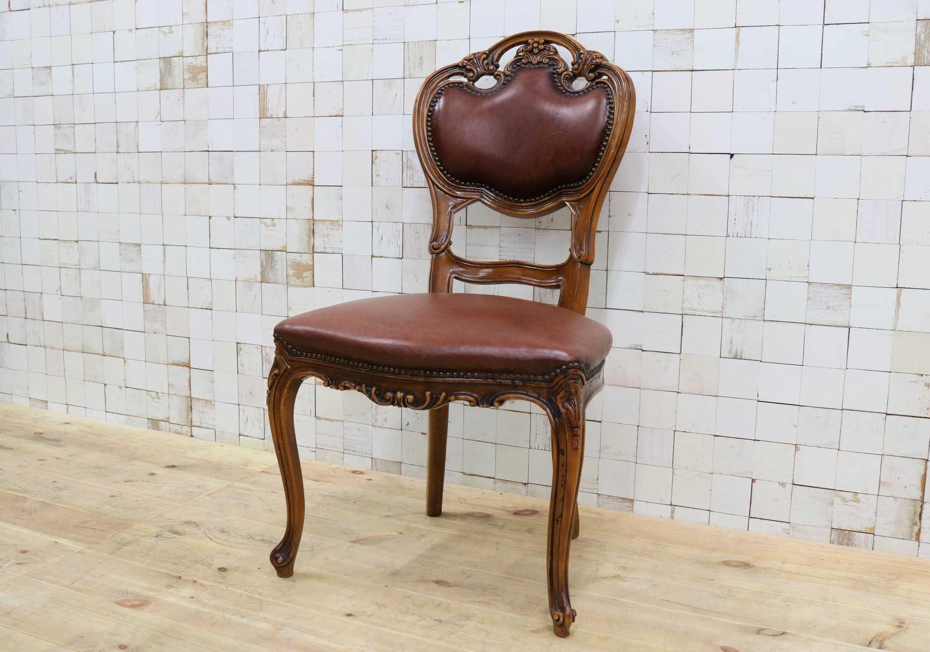 GMHH470C○イタリア製 ロココ調 ダイニングチェア 食卓椅子 レザー 鋲打ち 彫刻 アンティーク エレガント ヨーロピアン クラシック 猫脚