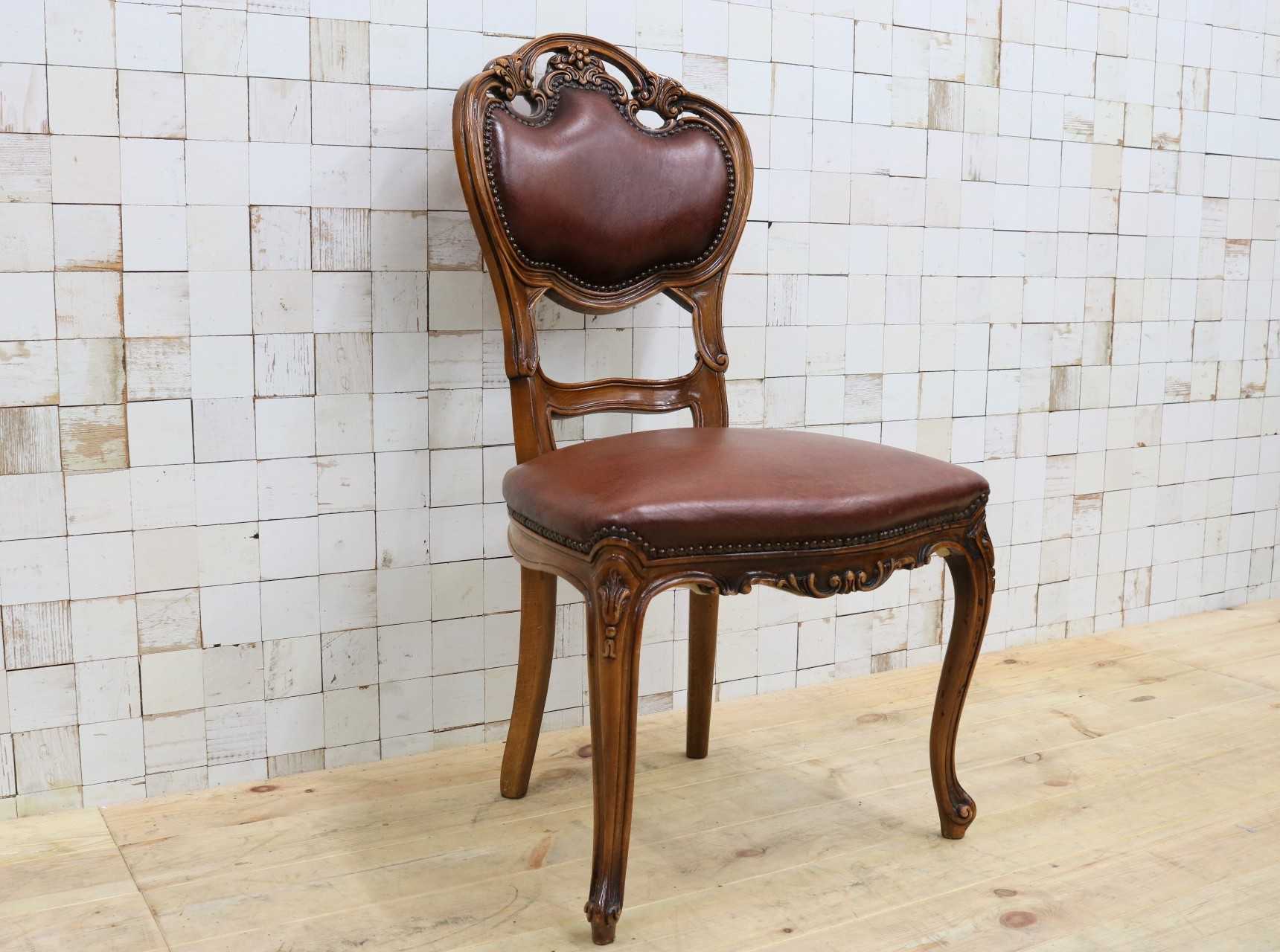 GMHH470C○イタリア製 ロココ調 ダイニングチェア 食卓椅子 レザー 鋲打ち 彫刻 アンティーク エレガント ヨーロピアン クラシック 猫脚