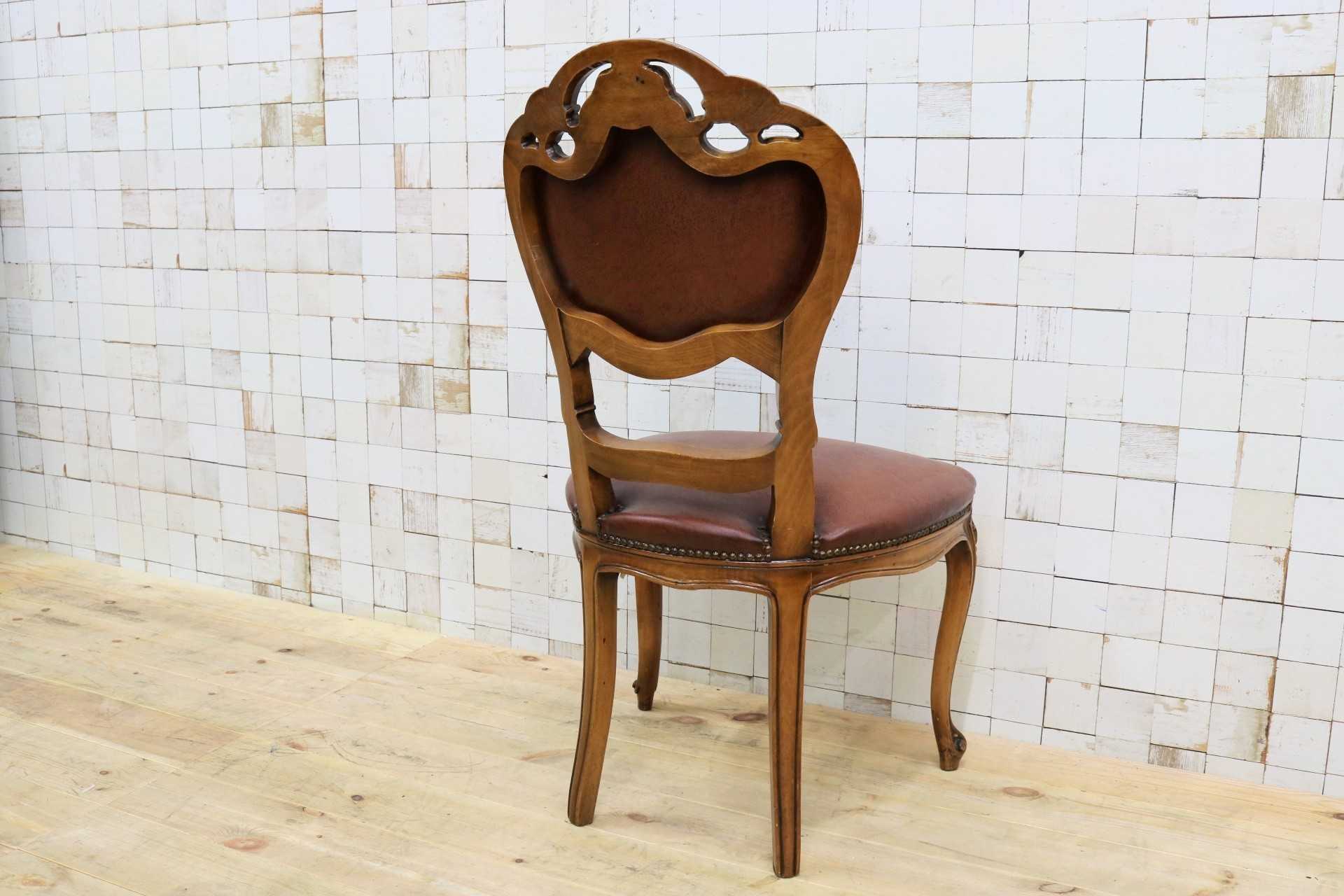 GMHH470C○イタリア製 ロココ調 ダイニングチェア 食卓椅子 レザー 鋲打ち 彫刻 アンティーク エレガント ヨーロピアン クラシック 猫脚