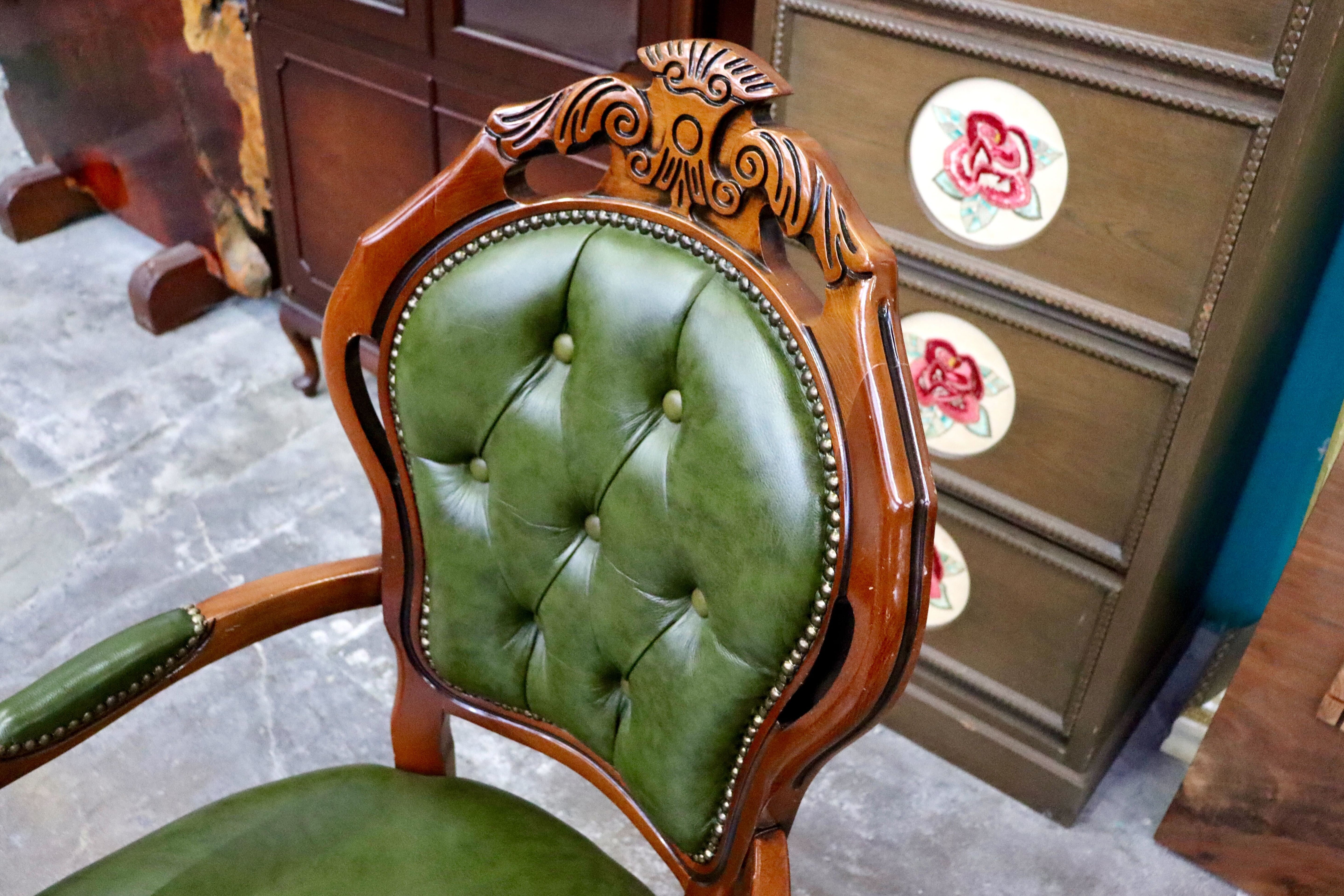 GMIS561P○イタリア ダイニングチェア 食卓椅子 アームチェア アンティーク 猫脚 彫刻 クラシック エレガント ヨーロピアン ロココ
