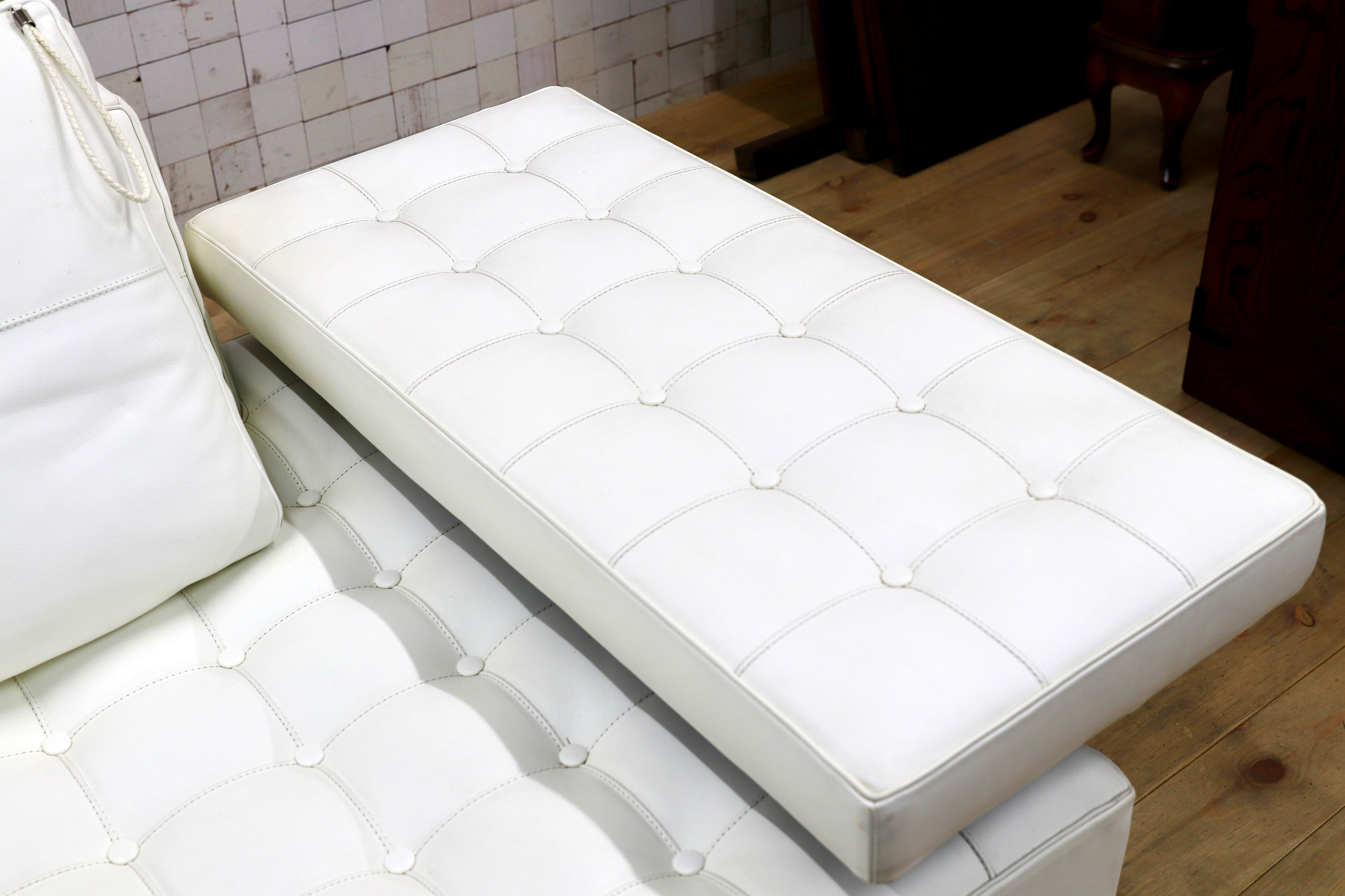 GMIK670○Cassina / カッシーナ PRIVE プリヴェ 2人掛けワイド 左肘アームソファ フィリップ・スタルク イタリアモダン 白本革 定価345万