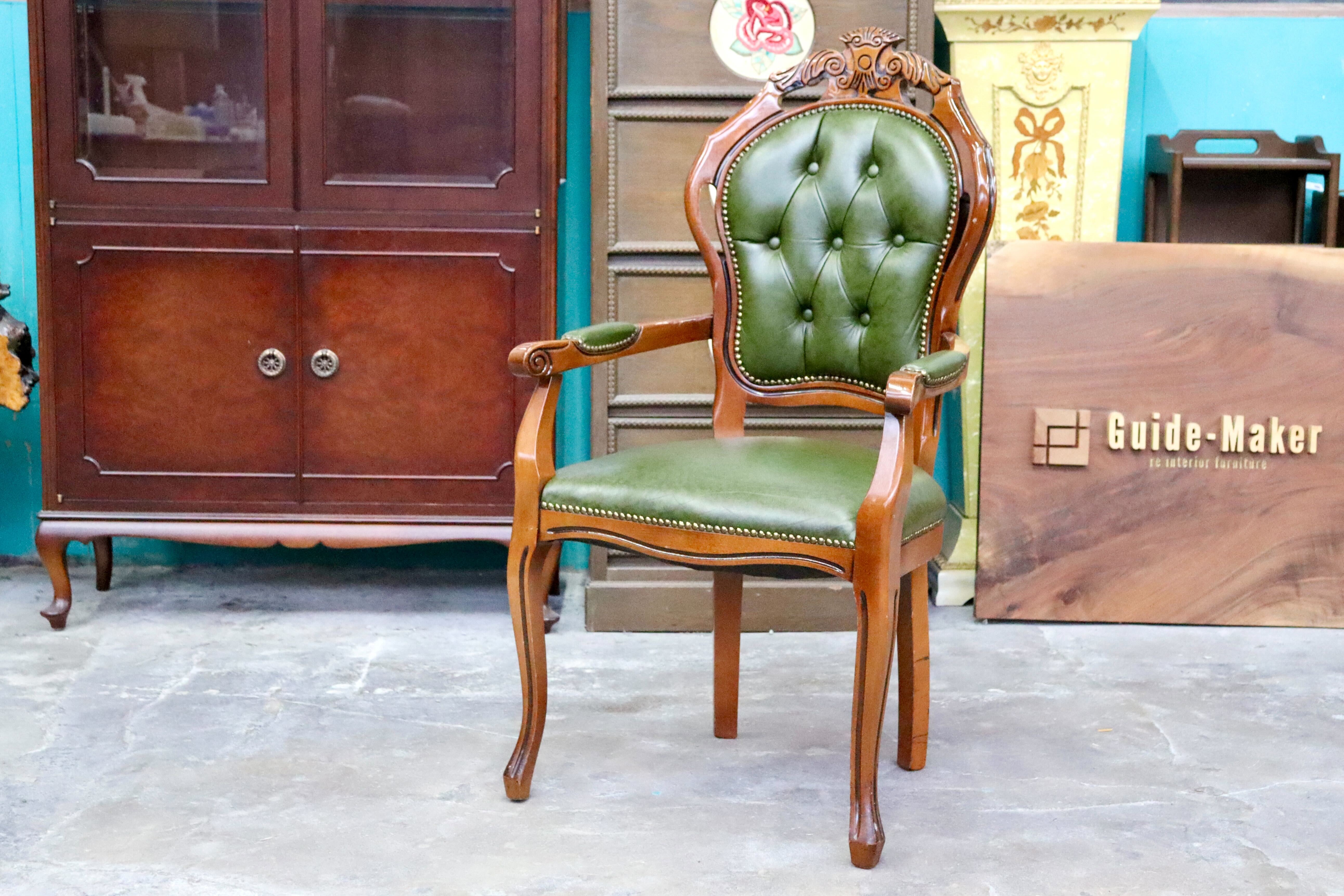 GMIS561R○イタリア ダイニングチェア 食卓椅子 アームチェア アンティーク 猫脚 彫刻 クラシック エレガント ヨーロピアン ロココ