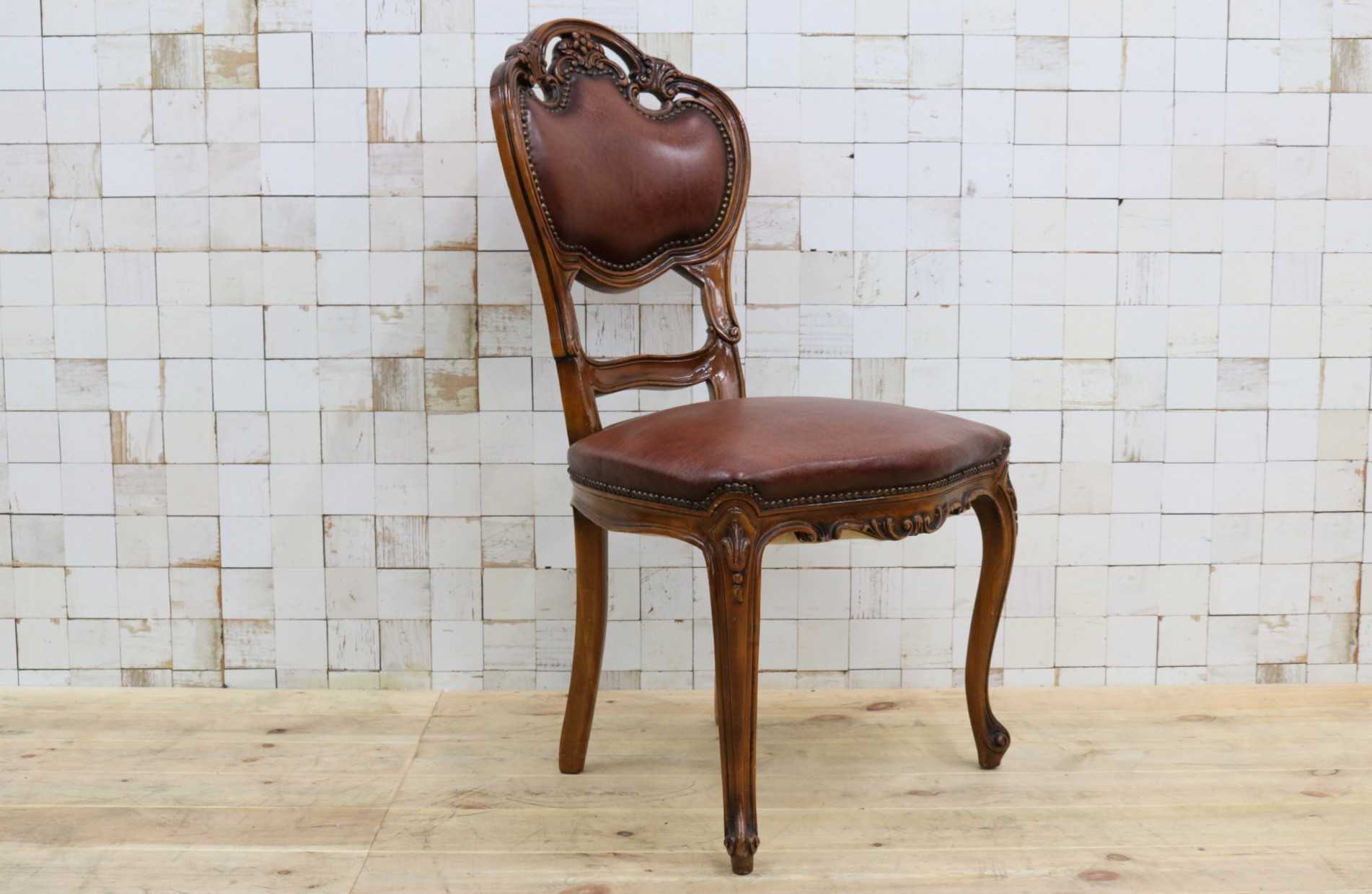 GMHH470D○イタリア製 ロココ調 ダイニングチェア 食卓椅子 レザー 鋲打ち 彫刻 アンティーク エレガント ヨーロピアン クラシック 猫脚