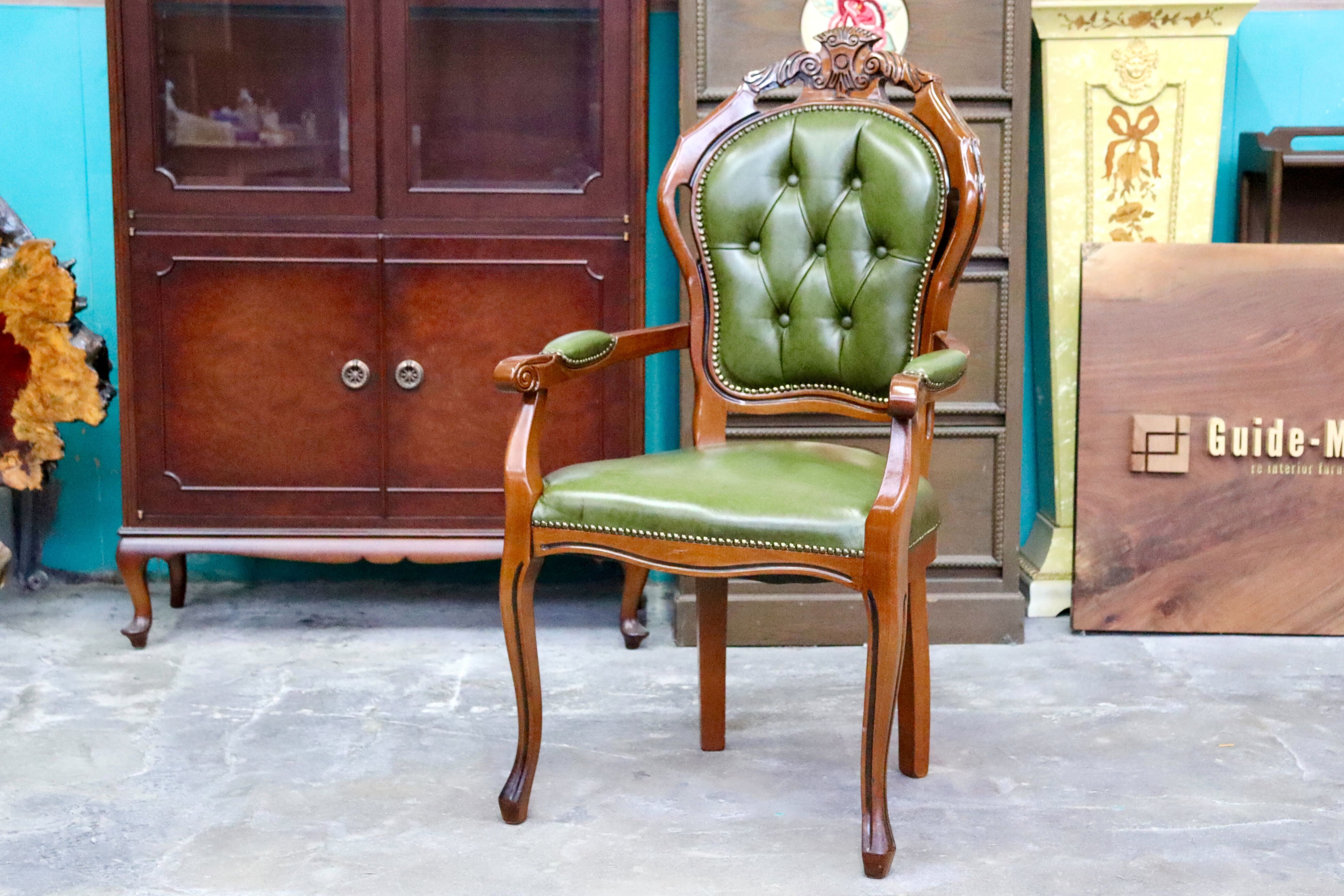 GMIS561T○イタリア ダイニングチェア 食卓椅子 アームチェア アンティーク 猫脚 彫刻 クラシック エレガント ヨーロピアン ロココ