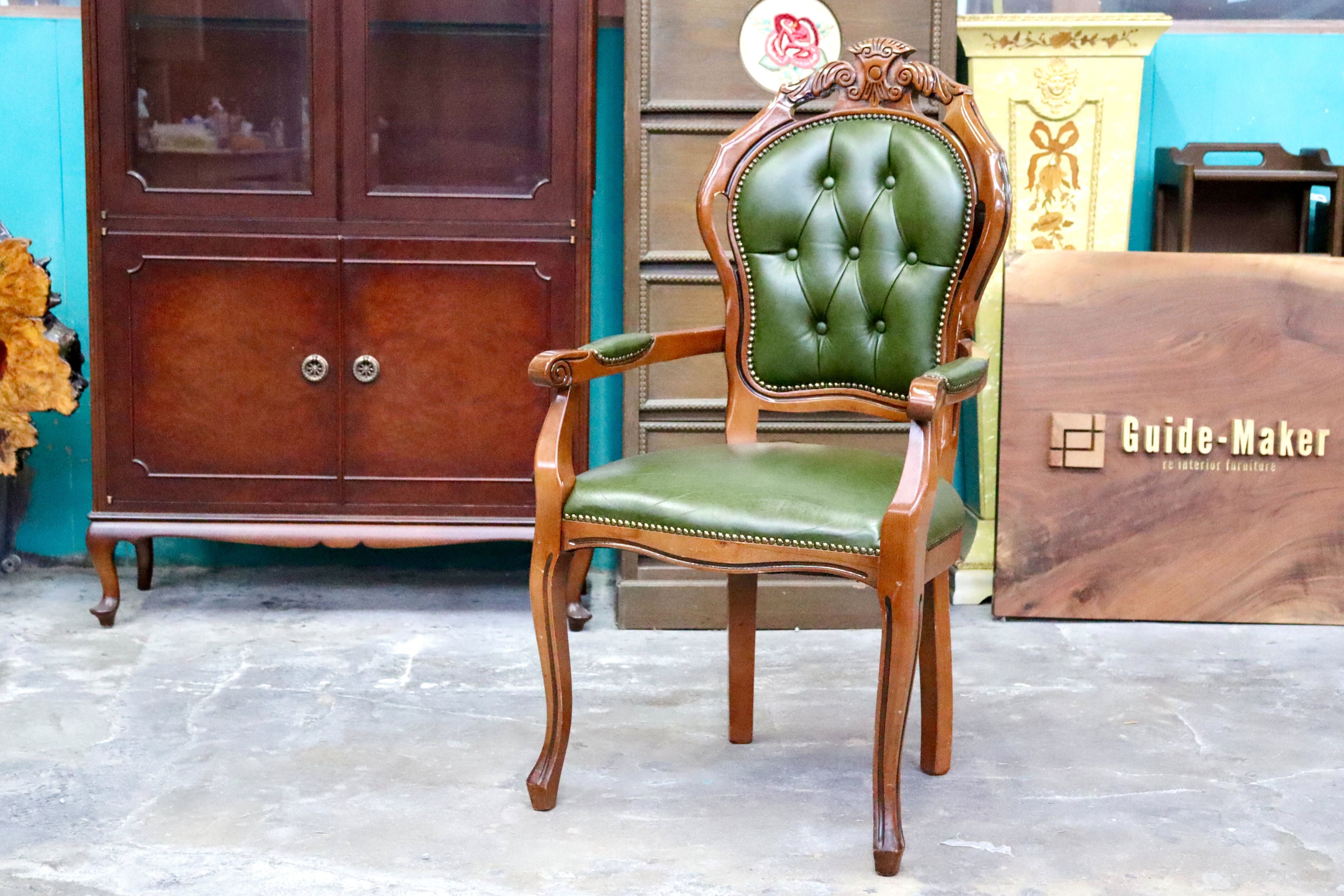 GMIS561U○イタリア ダイニングチェア 食卓椅子 アームチェア アンティーク 猫脚 彫刻 クラシック エレガント ヨーロピアン ロココ