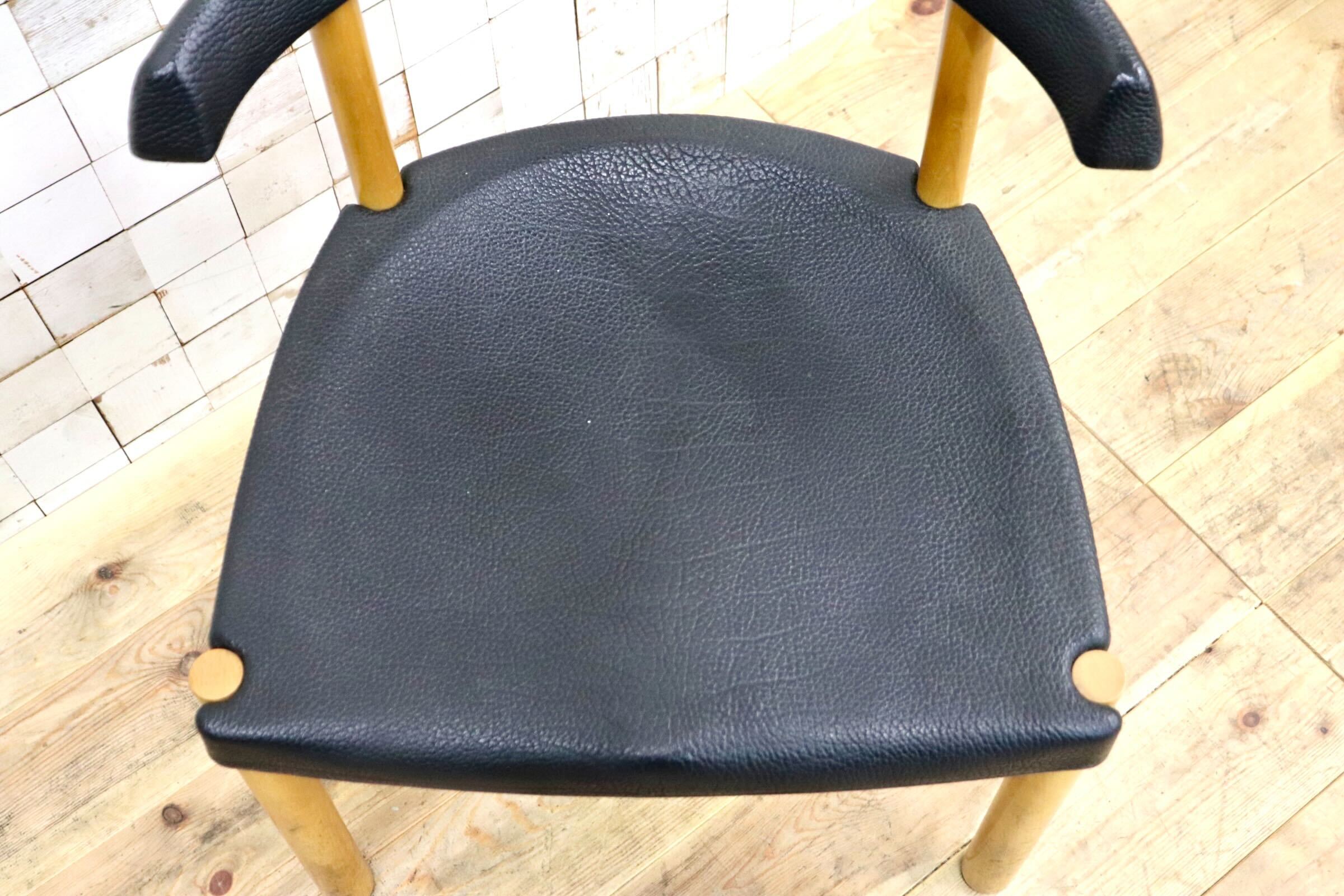 GMIN7I〇Cassina / カッシーナ レオナルドチェア ダイニングチェア Strassle collection社 スイス 椅子 ブラック 北欧スタイル