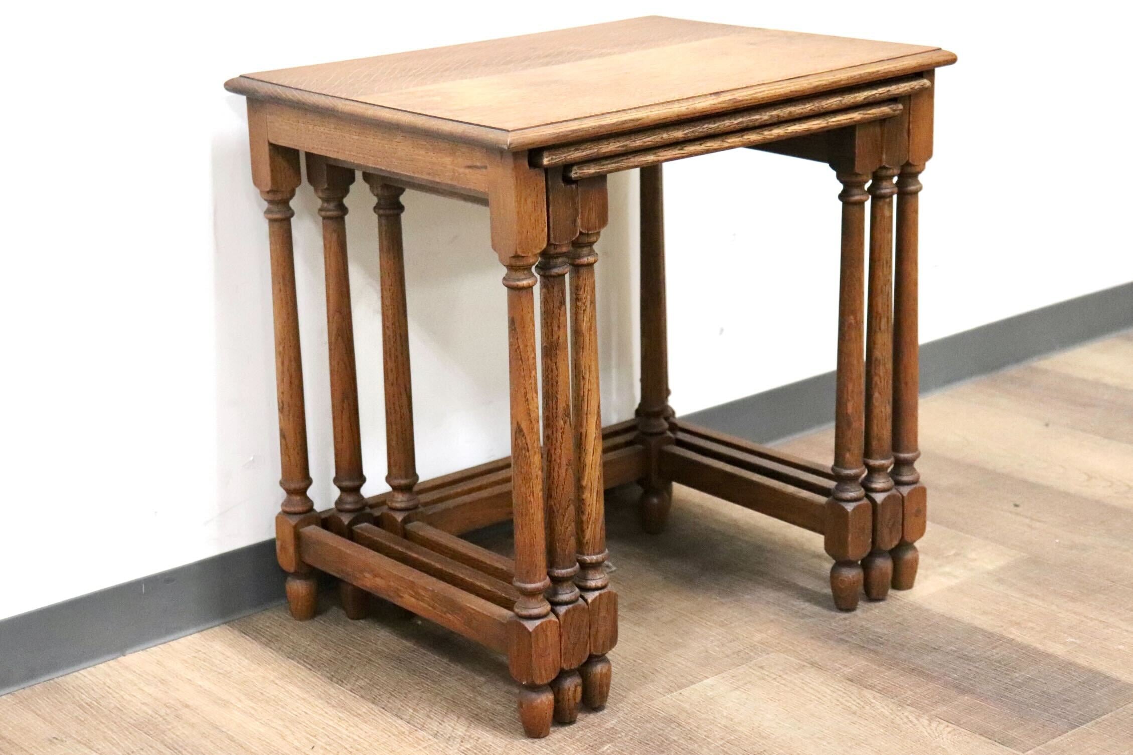 GMHH22○英国アンティーク ネストテーブル サイドテーブル 机 入れ子式  