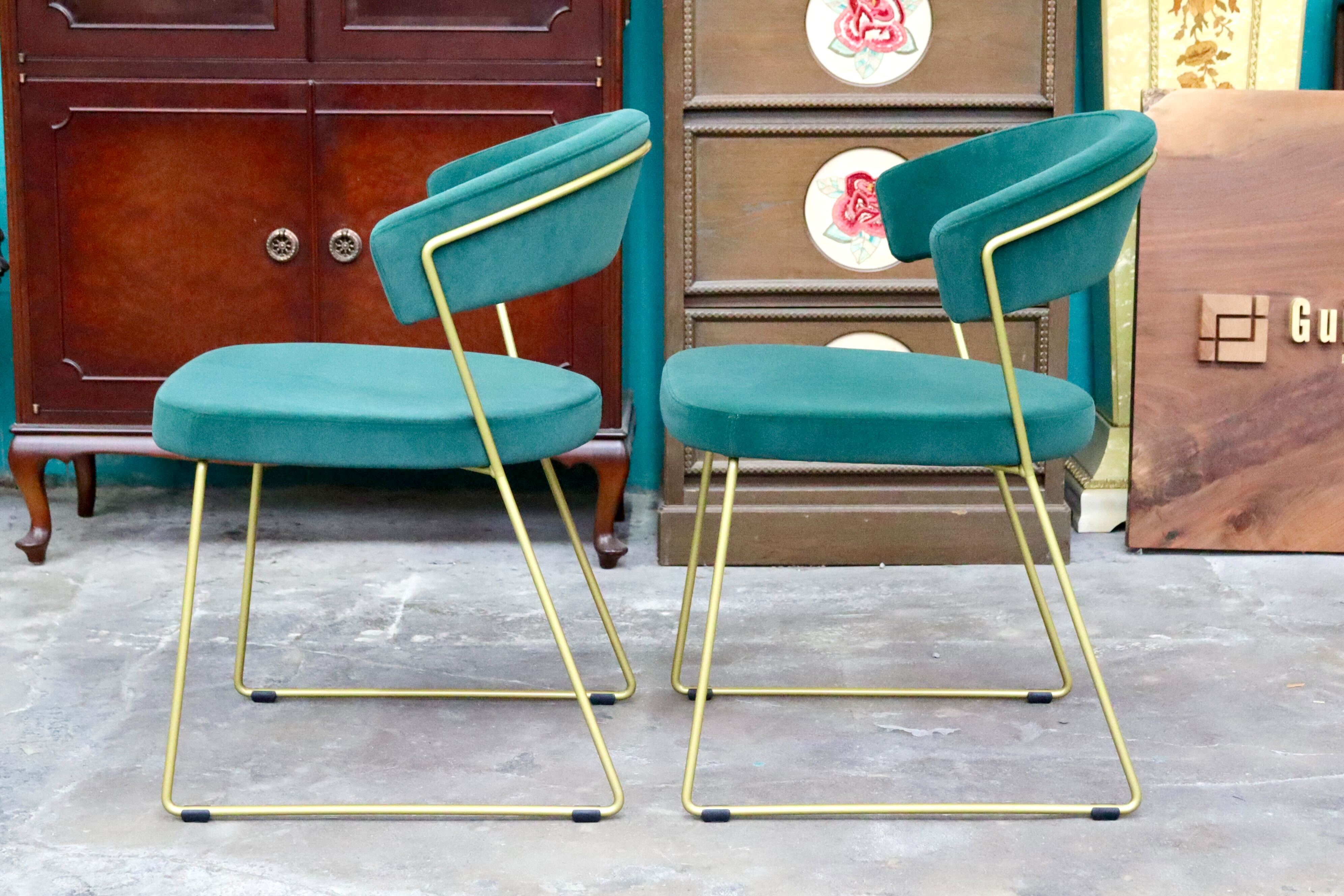 GMIS580A○Calligaris / カリガリス Connubia コヌビア New York ニューヨーク ダイニングチェア 2脚セット ベロア 定価約8.64万 展示品