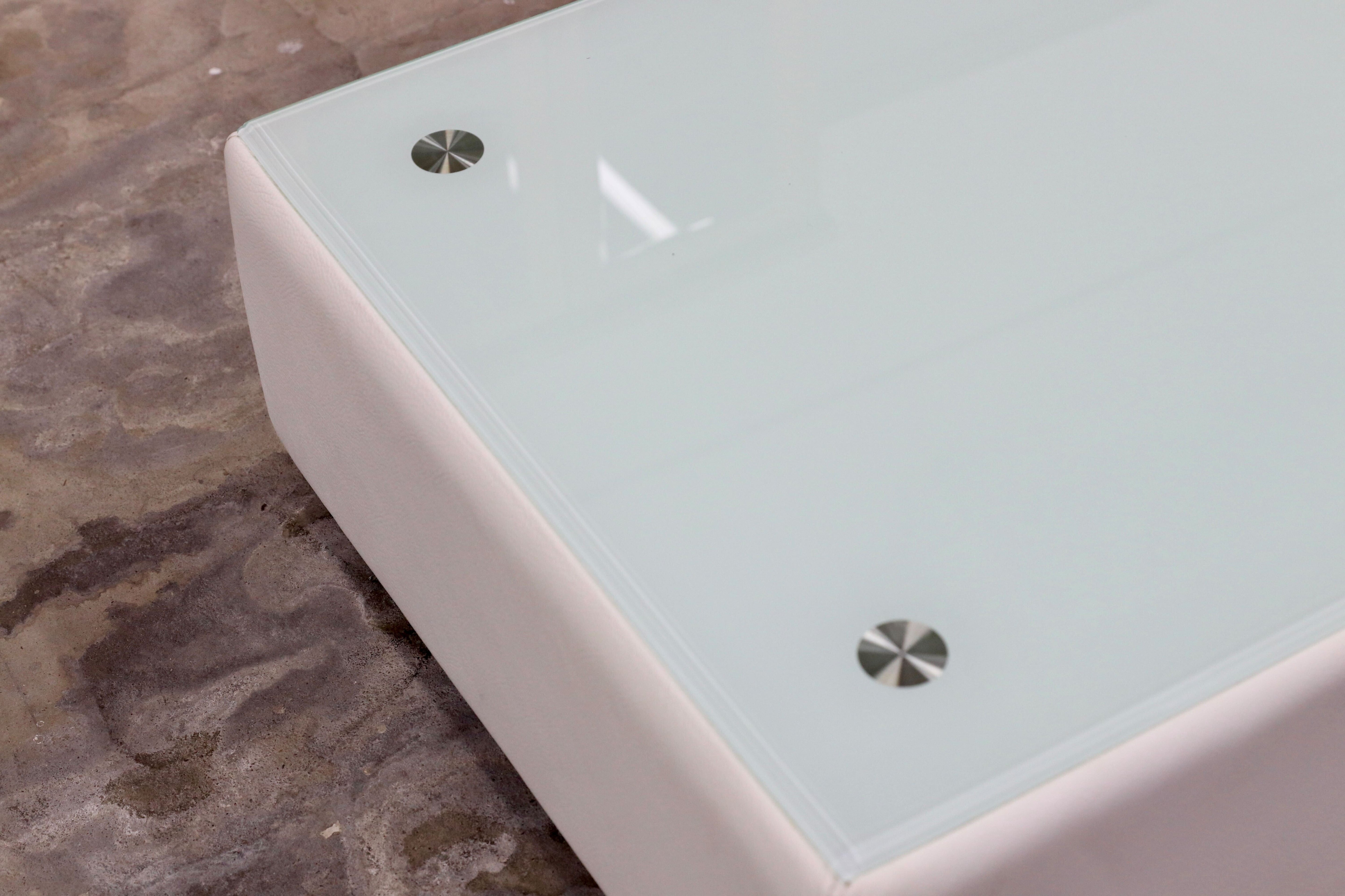 GMIK643○KELVIN GIORMANI / ケルビンジョルマーニ リビングテーブル センターテーブル ガラステーブル 本革 レザー ホワイト 展示品