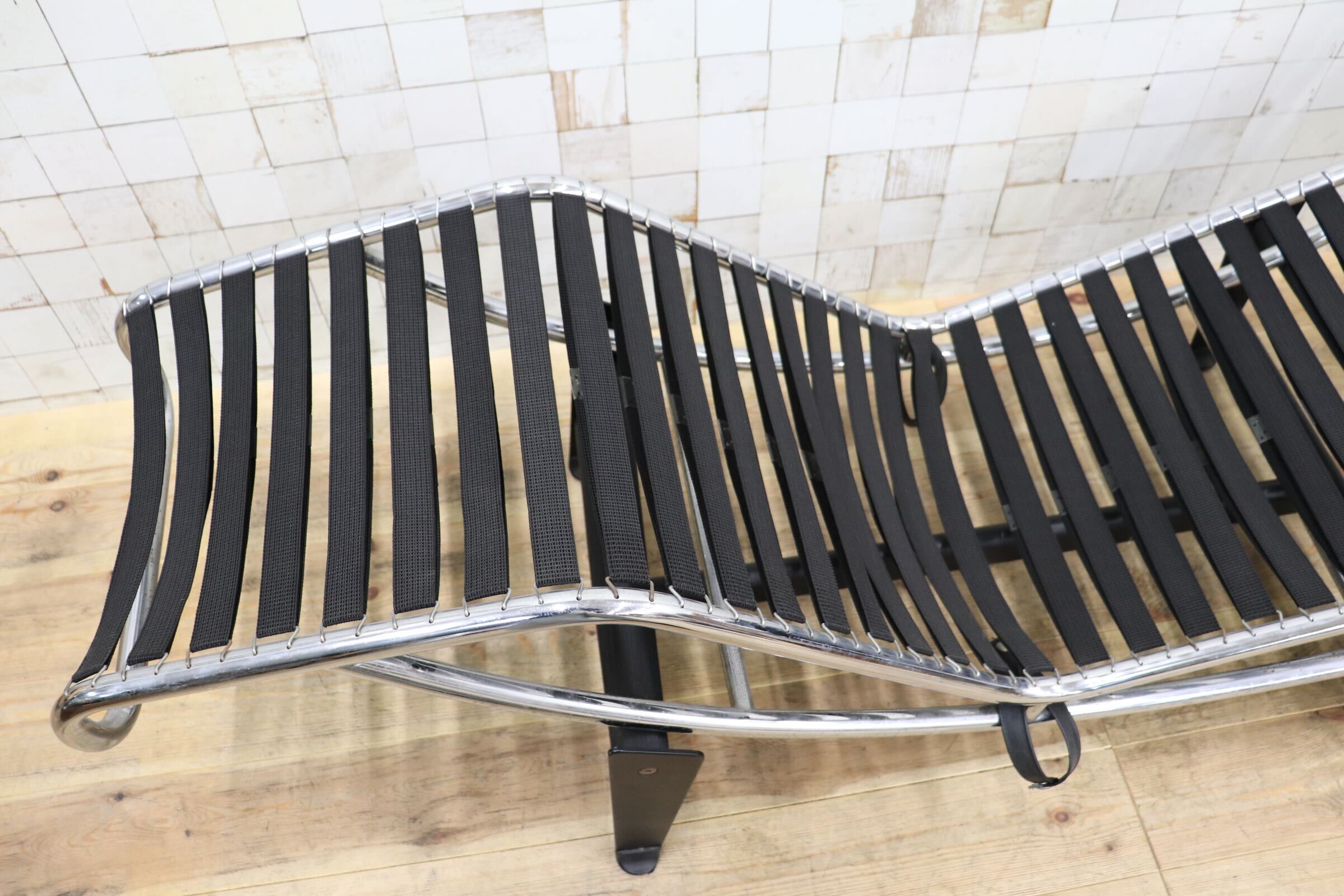 GMIH539G〇ル・コルビュジエ LC4 シェーズロング デザイナーズ 椅子 チェア 家具 シングルソファ ブラック リプロダクト