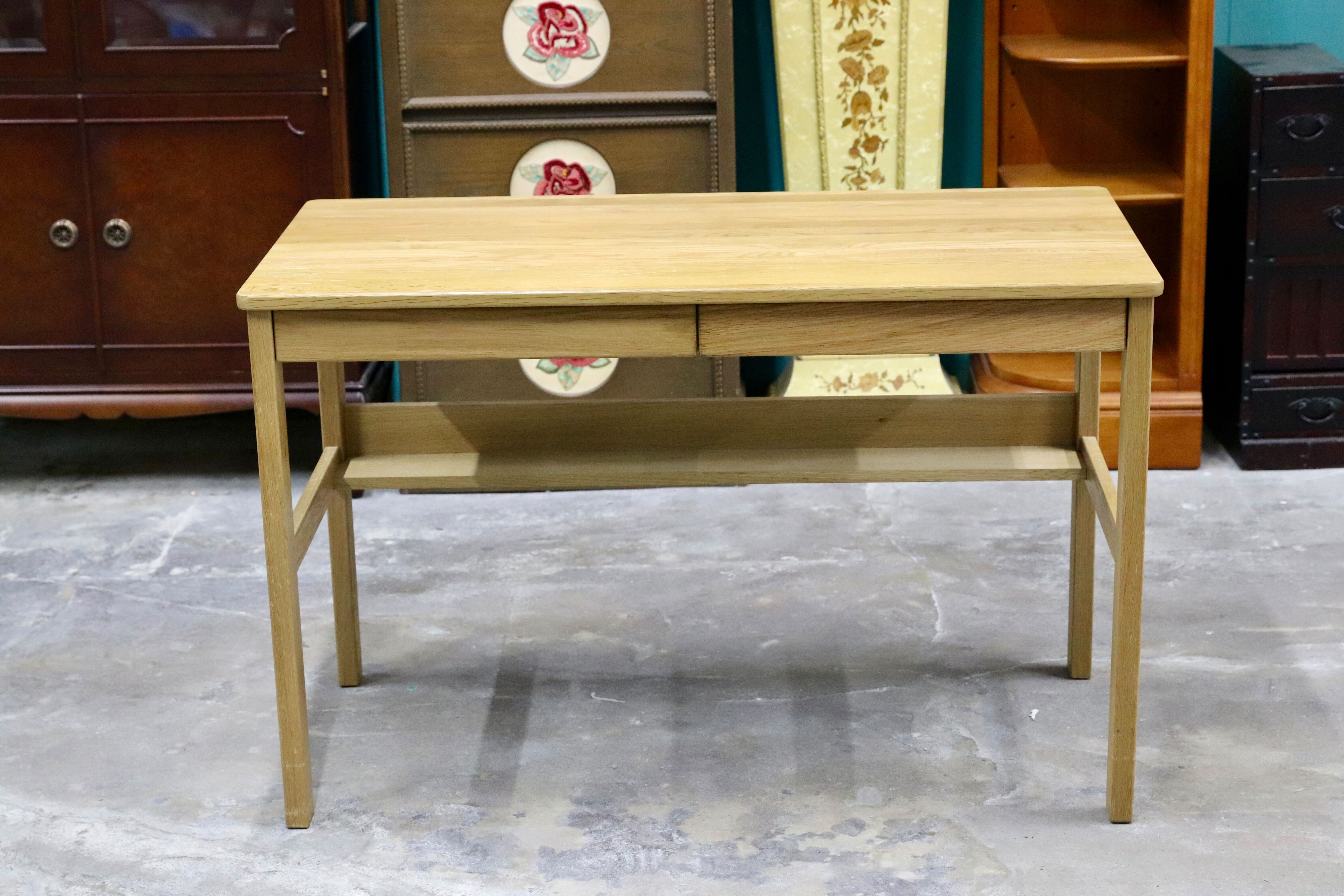 ■送料込■無印 MUJI 無垢材 木製デスク オーク材 事務デスク 学習机 さくら】無印良品 無垢材 デスク オーク材 W110cm Amazon.co.jp: 無印