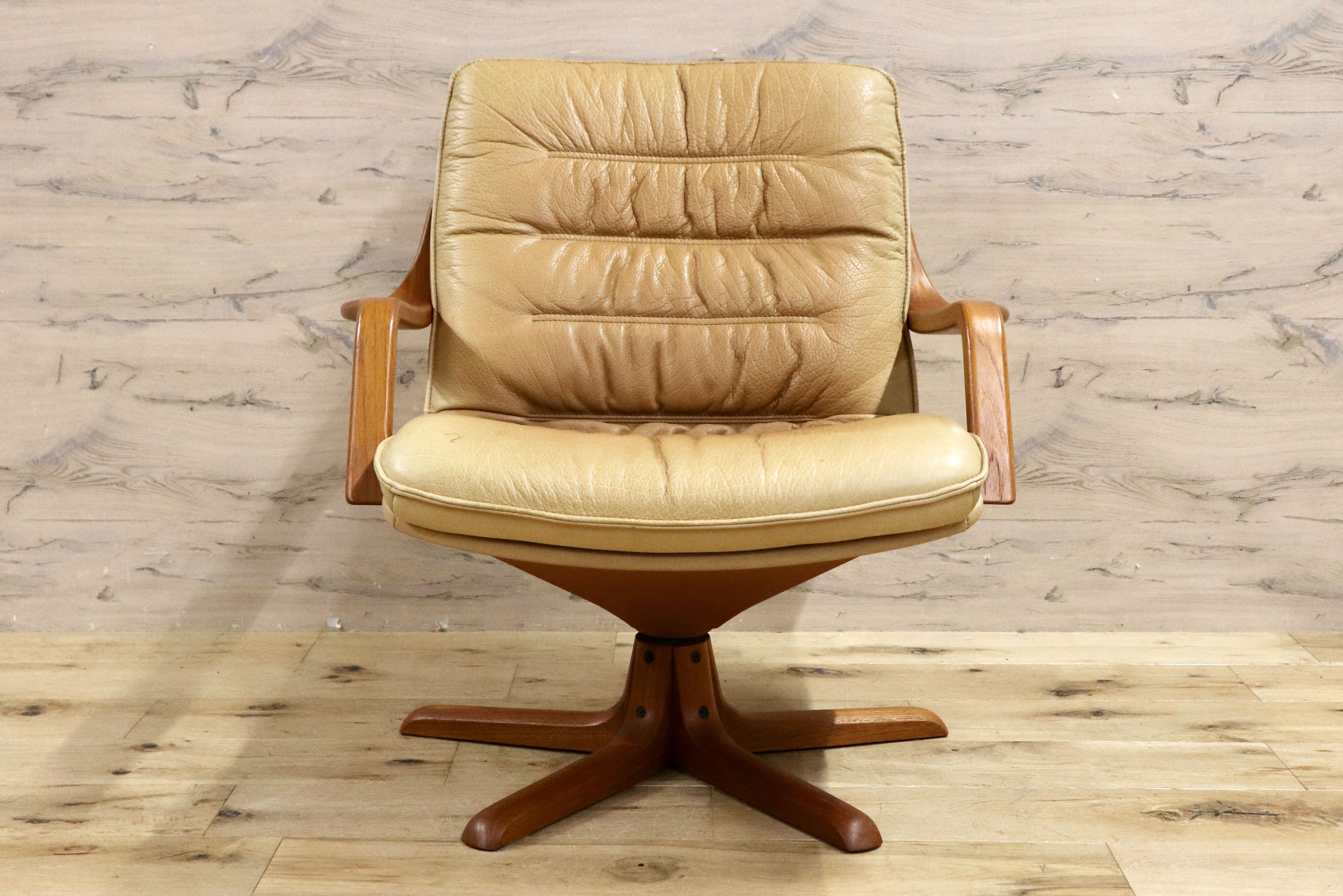 GMIK109A○BERG Furniture / ベルグファニチャー 1人掛けソファ ラウンジチェア 回転式 本革 ミッドセンチュリー ヴィンテージ デンマーク