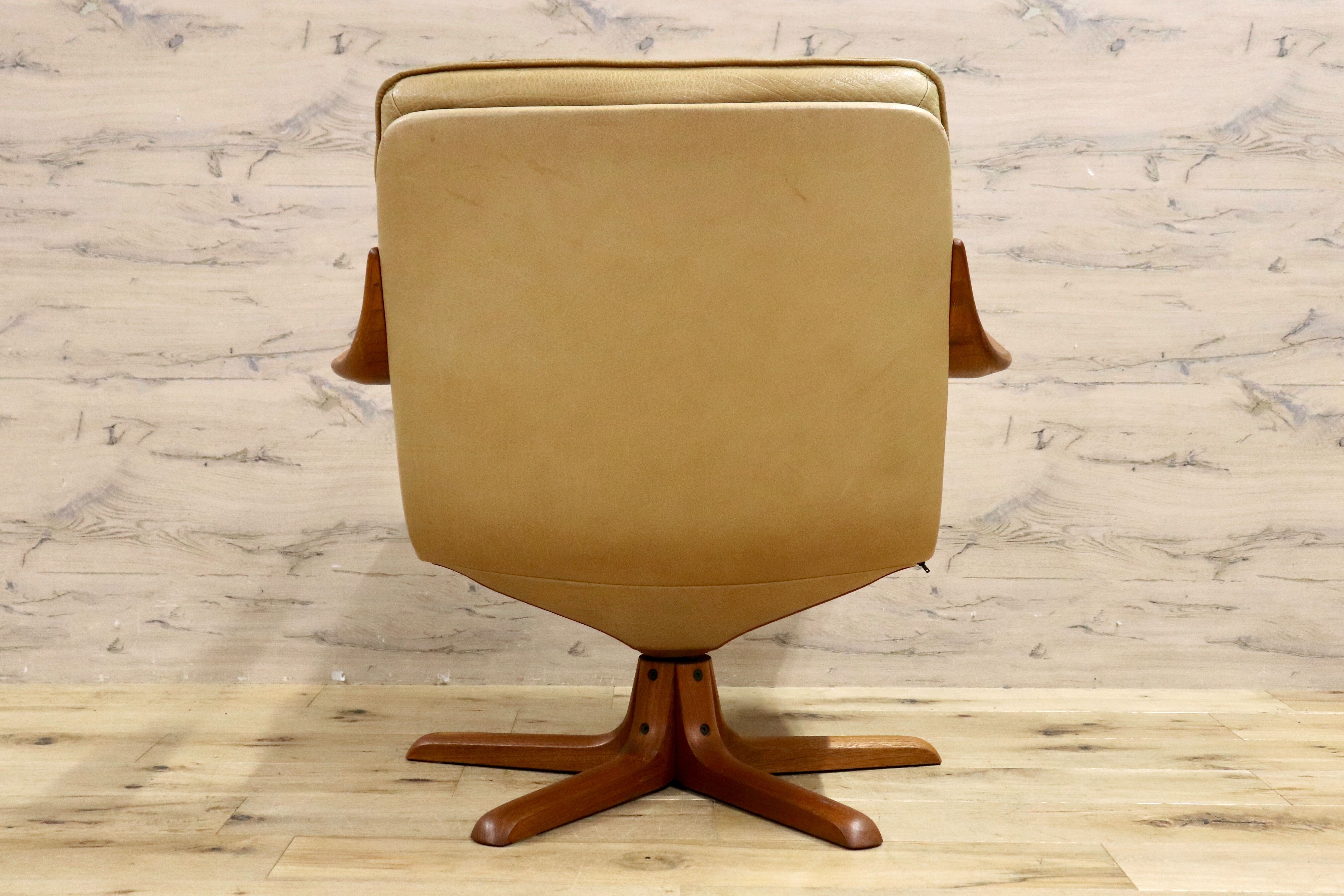 GMIK109A○BERG Furniture / ベルグファニチャー 1人掛けソファ ラウンジチェア 回転式 本革 ミッドセンチュリー ヴィンテージ デンマーク