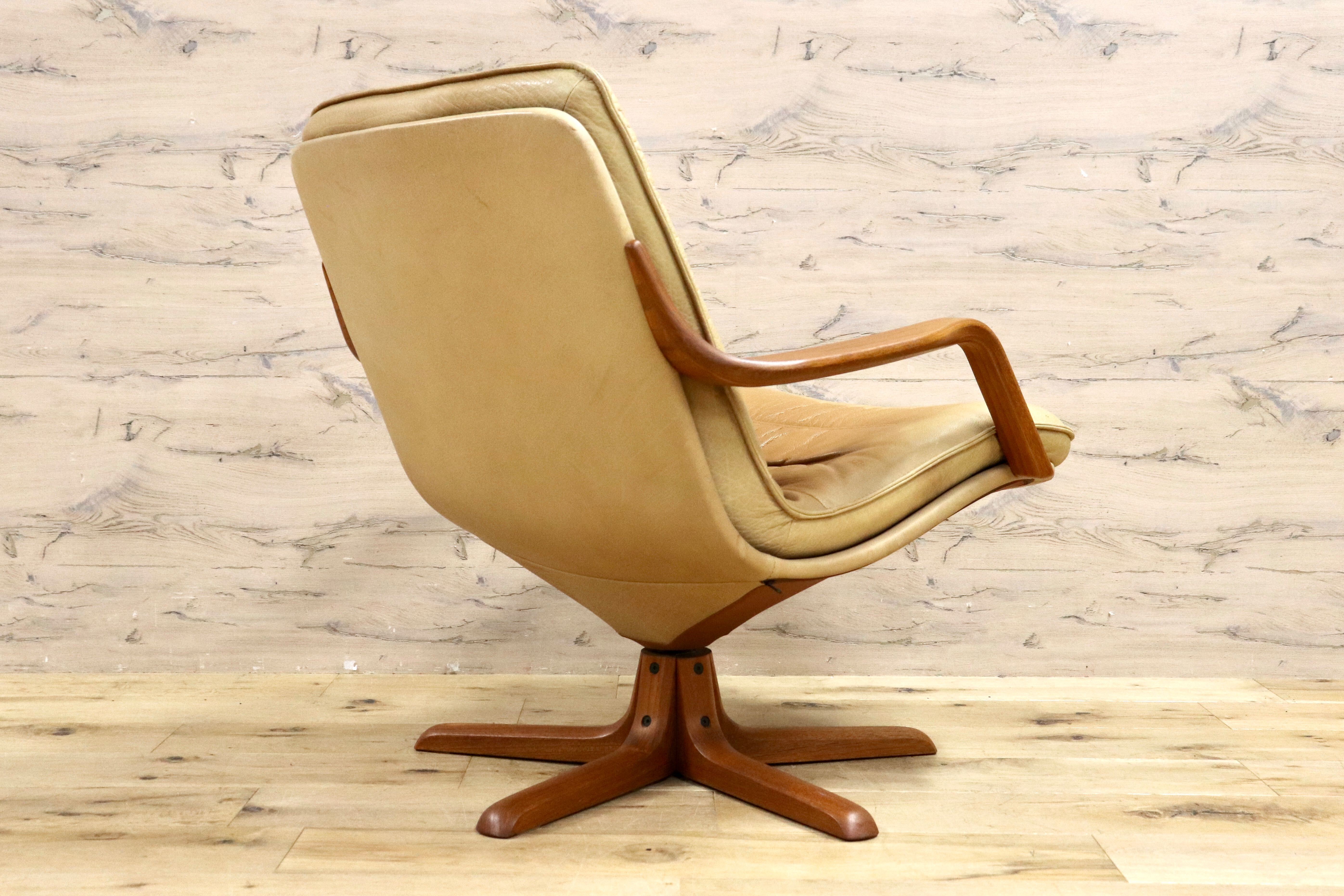 GMIK109A○BERG Furniture / ベルグファニチャー 1人掛けソファ ラウンジチェア 回転式 本革 ミッドセンチュリー ヴィンテージ デンマーク