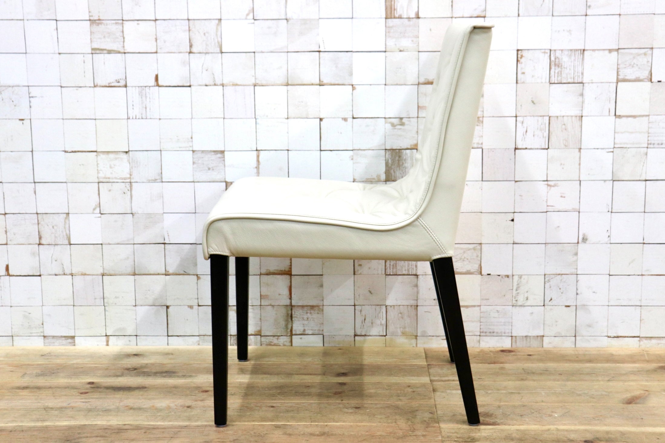 GMJK9E◯Wittmann / ヴィットマン レズリー 本革 ダイニングチェア ホワイト オーストラリア 定価22.5万